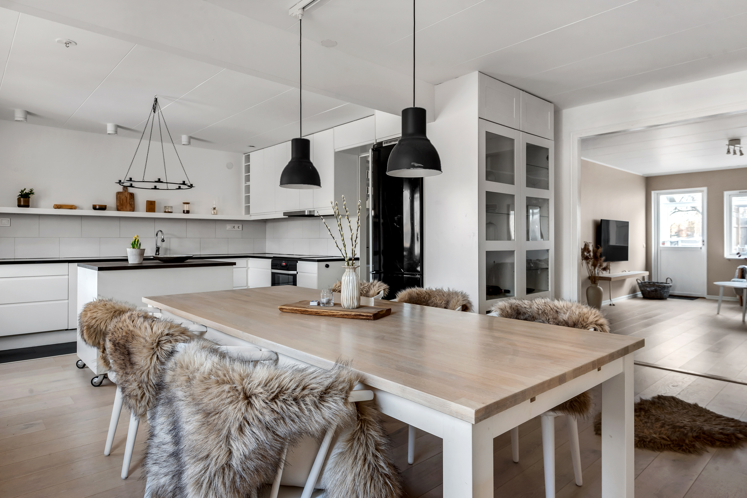 Bostadsbild från Skymningsvägen 14, Till salu i Storvreta, Uppsala