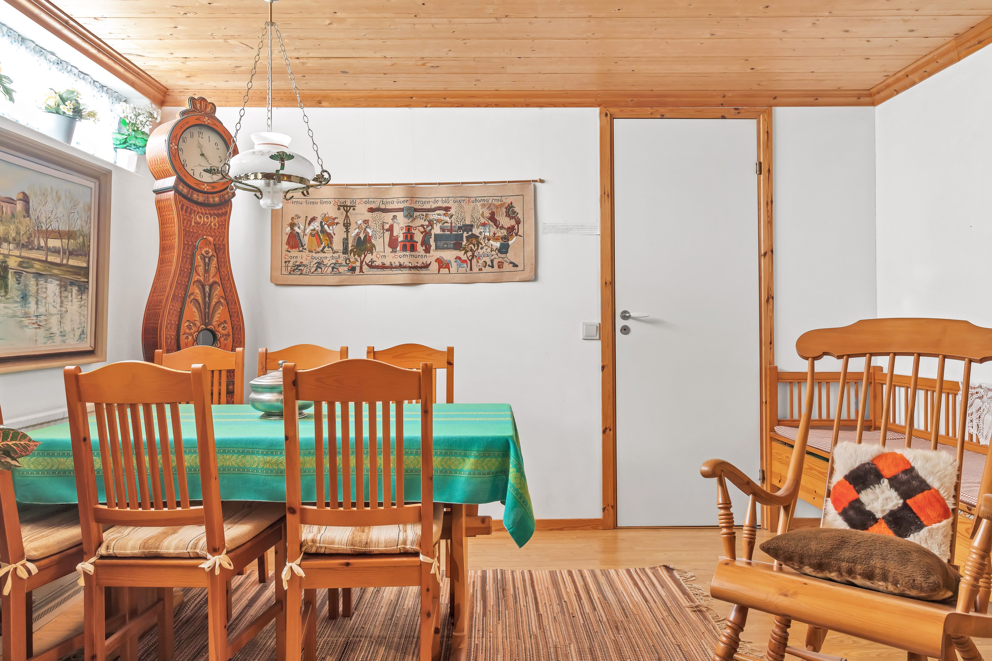 Bostadsbild från Jordgubbsgatan 5, Såld i Årsta, Uppsala