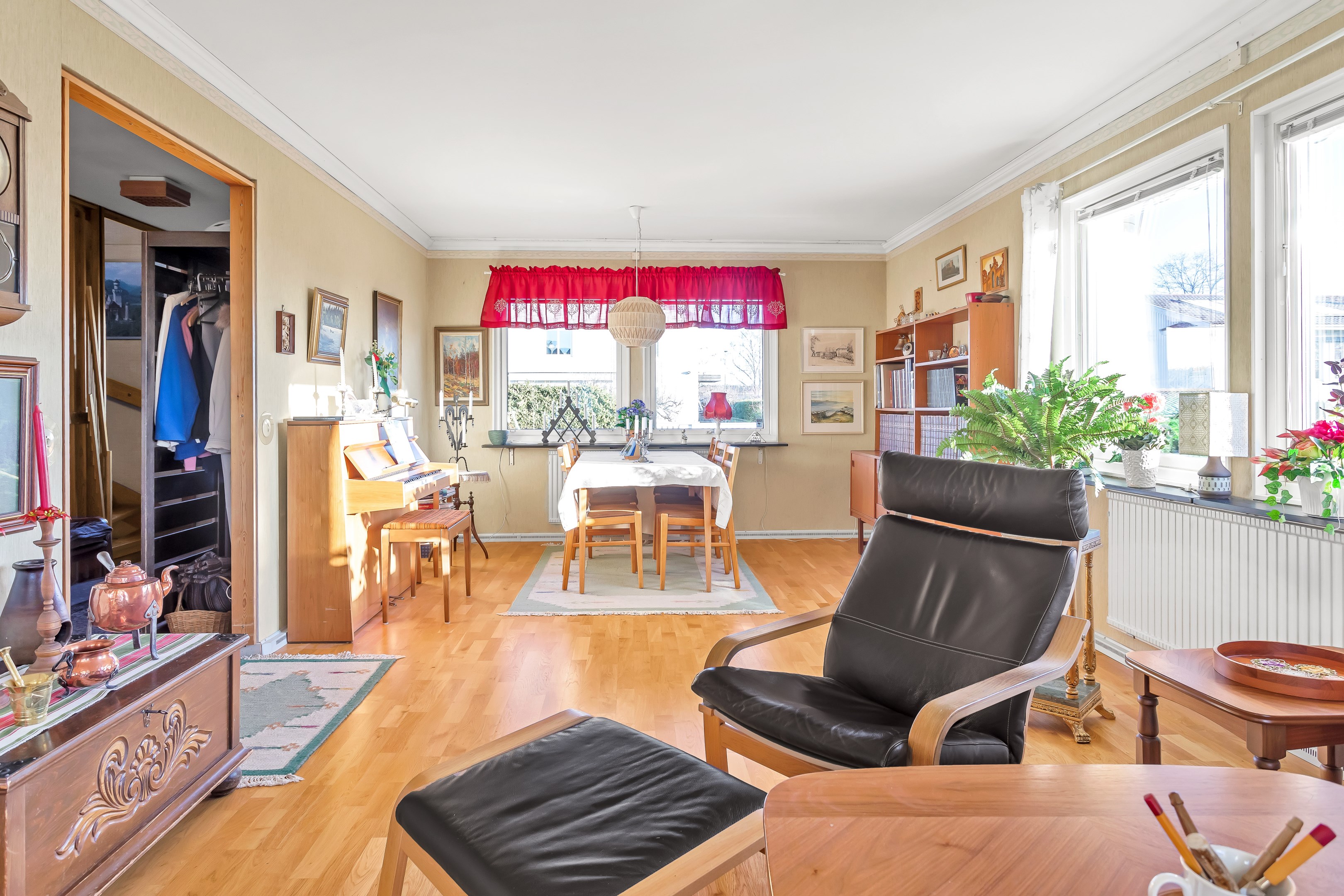 Bostadsbild från Jordgubbsgatan 5, Såld i Årsta, Uppsala