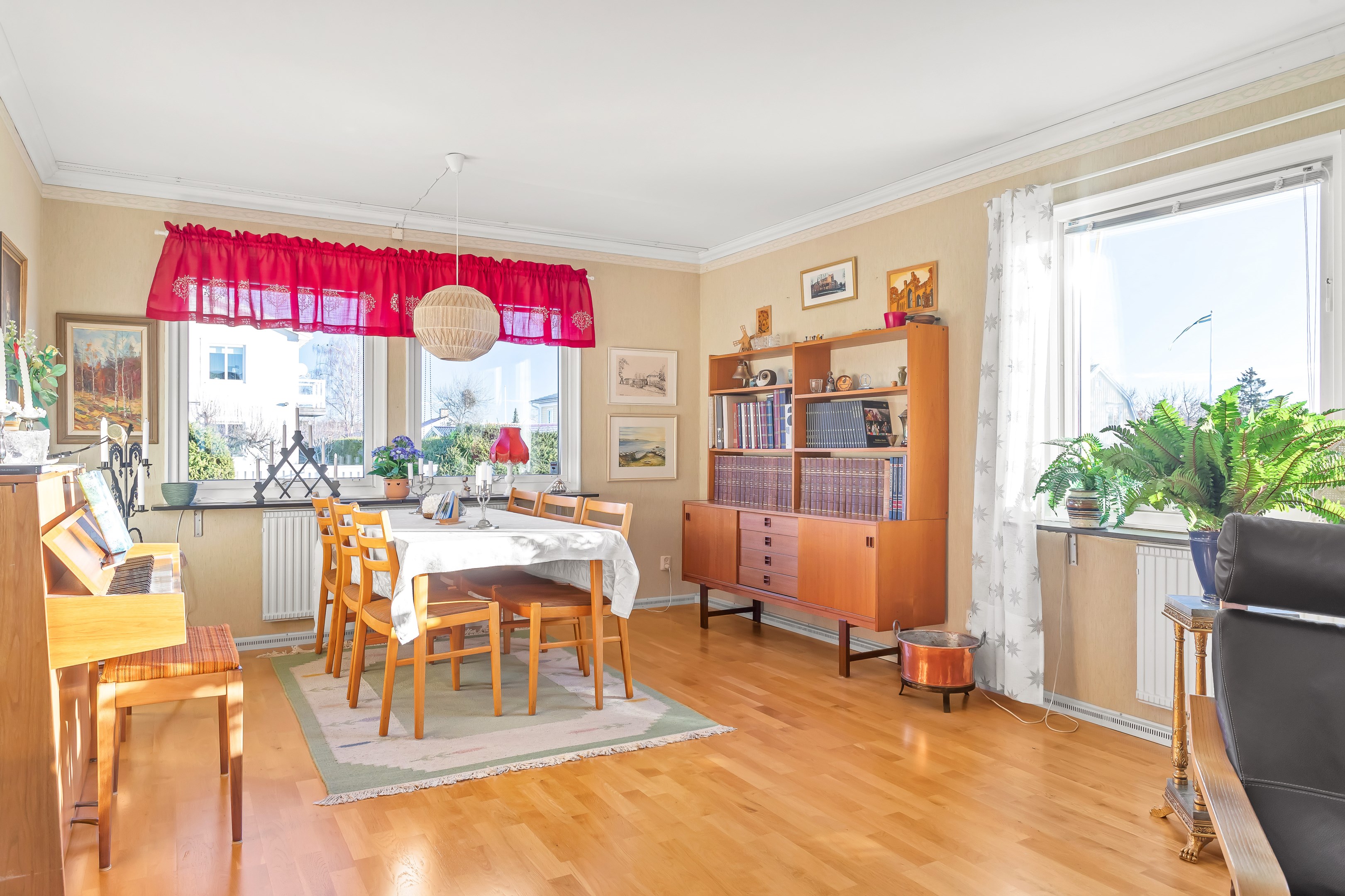 Bostadsbild från Jordgubbsgatan 5, Såld i Årsta, Uppsala