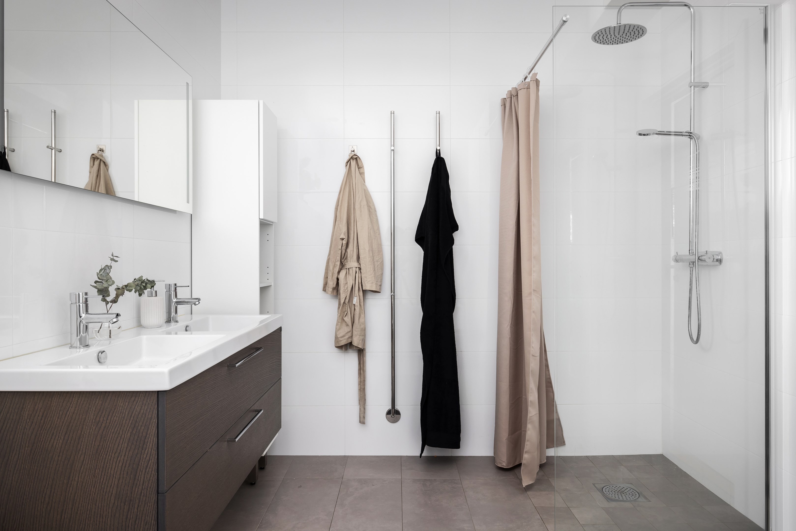 Bostadsbild från Ekdungevägen 6, Såld i Skuru, Nacka