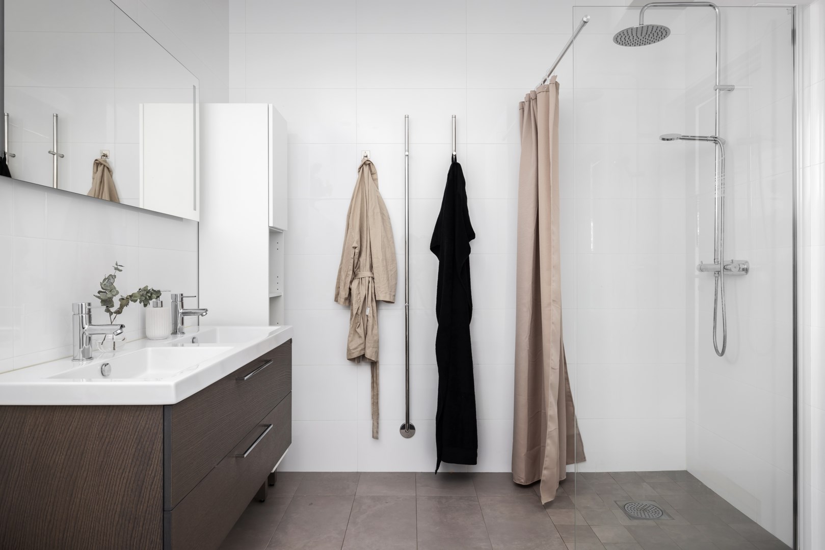 Bostadsbild från Ekdungevägen 6, Såld i Skuru, Nacka