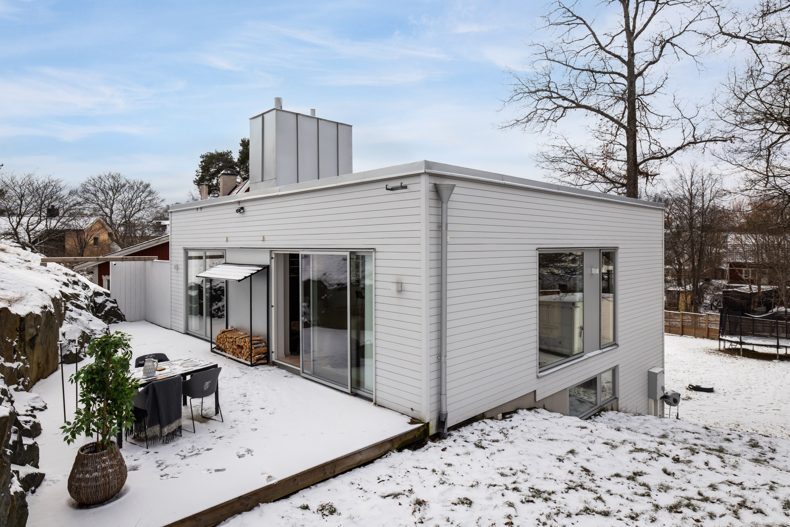 Bostadsbild från Ekdungevägen 6, Såld i Skuru, Nacka