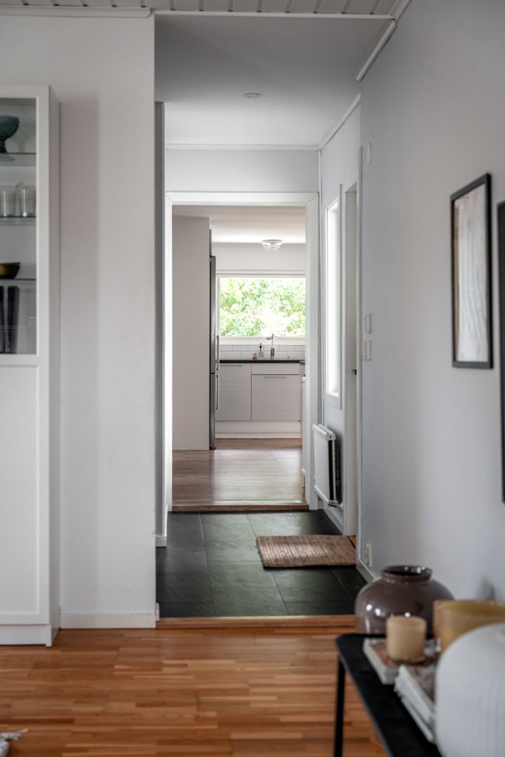 Bostadsbild från Mårdvägen 6, Såld i Storvreta, Uppsala