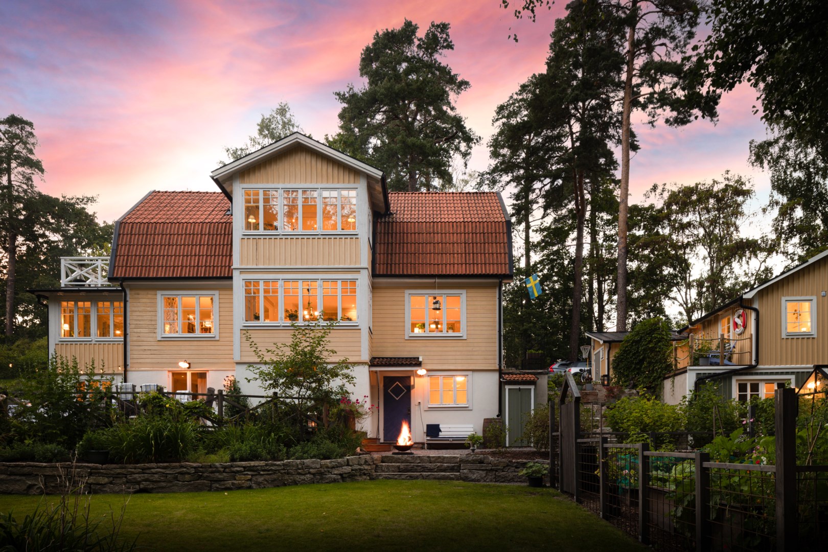 Bostadsbild från Drottningvägen 10, Såld i Kummelnäs, Nacka