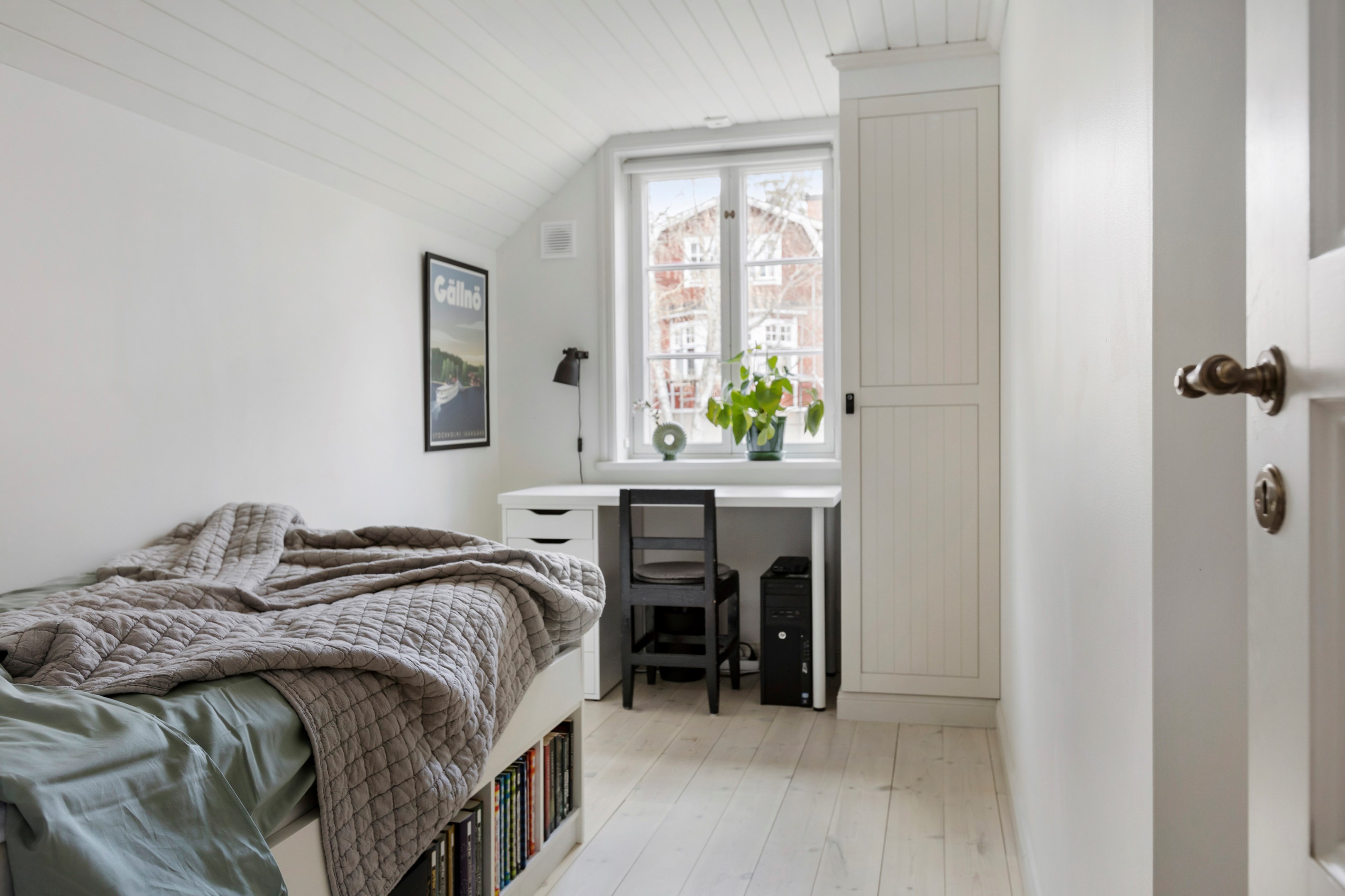 Bostadsbild från Drottningvägen 10, Såld i Kummelnäs, Nacka