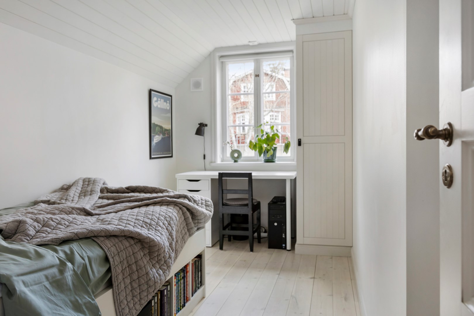 Bostadsbild från Drottningvägen 10, Såld i Kummelnäs, Nacka