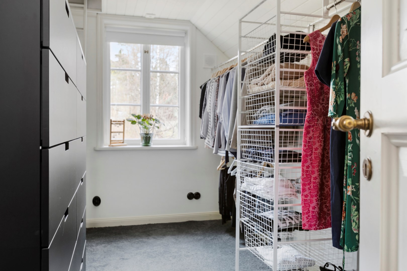 Bostadsbild från Drottningvägen 10, Såld i Kummelnäs, Nacka