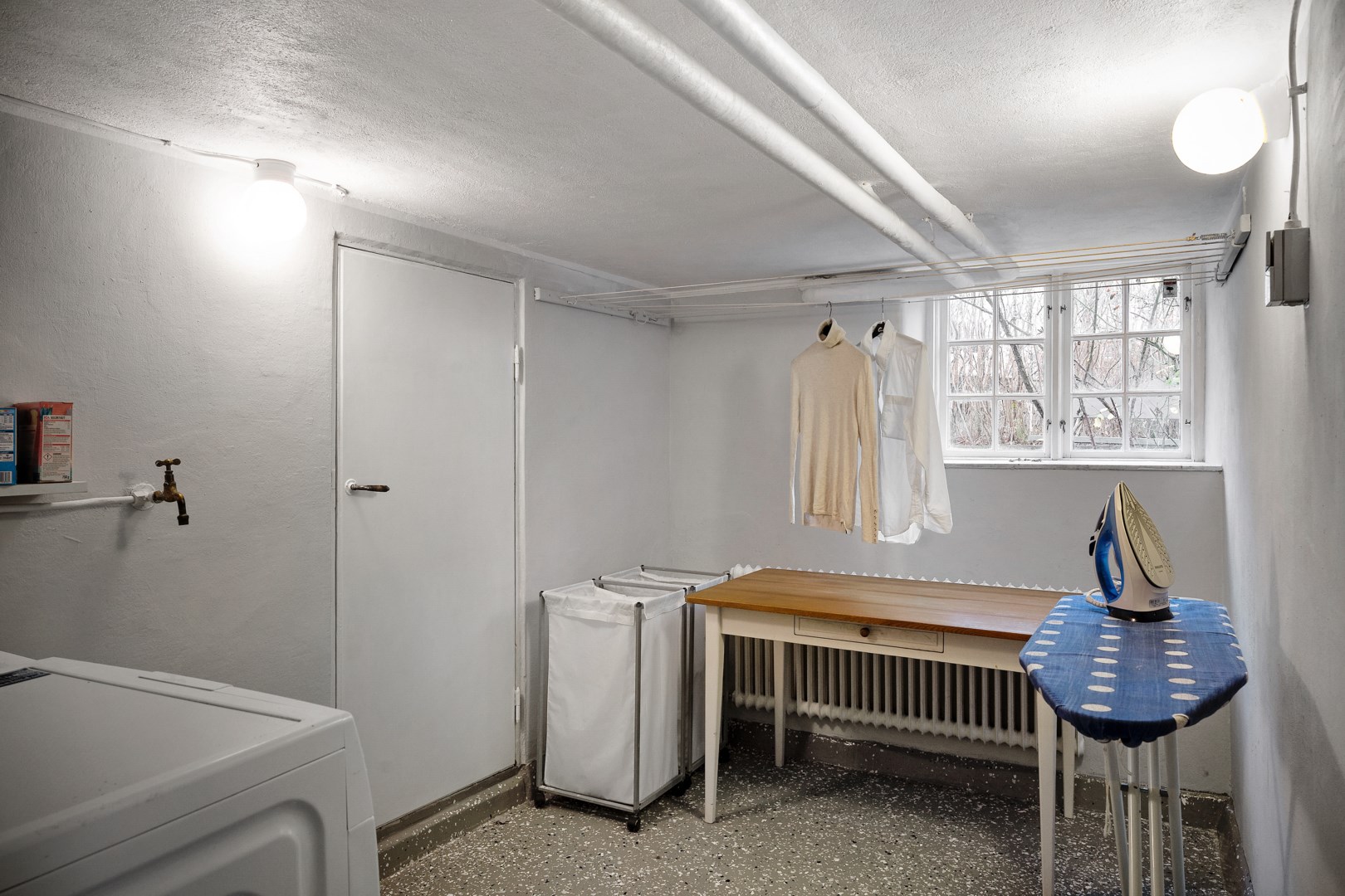 Bostadsbild från Svanevitsvägen 1, Såld i Skuru, Nacka