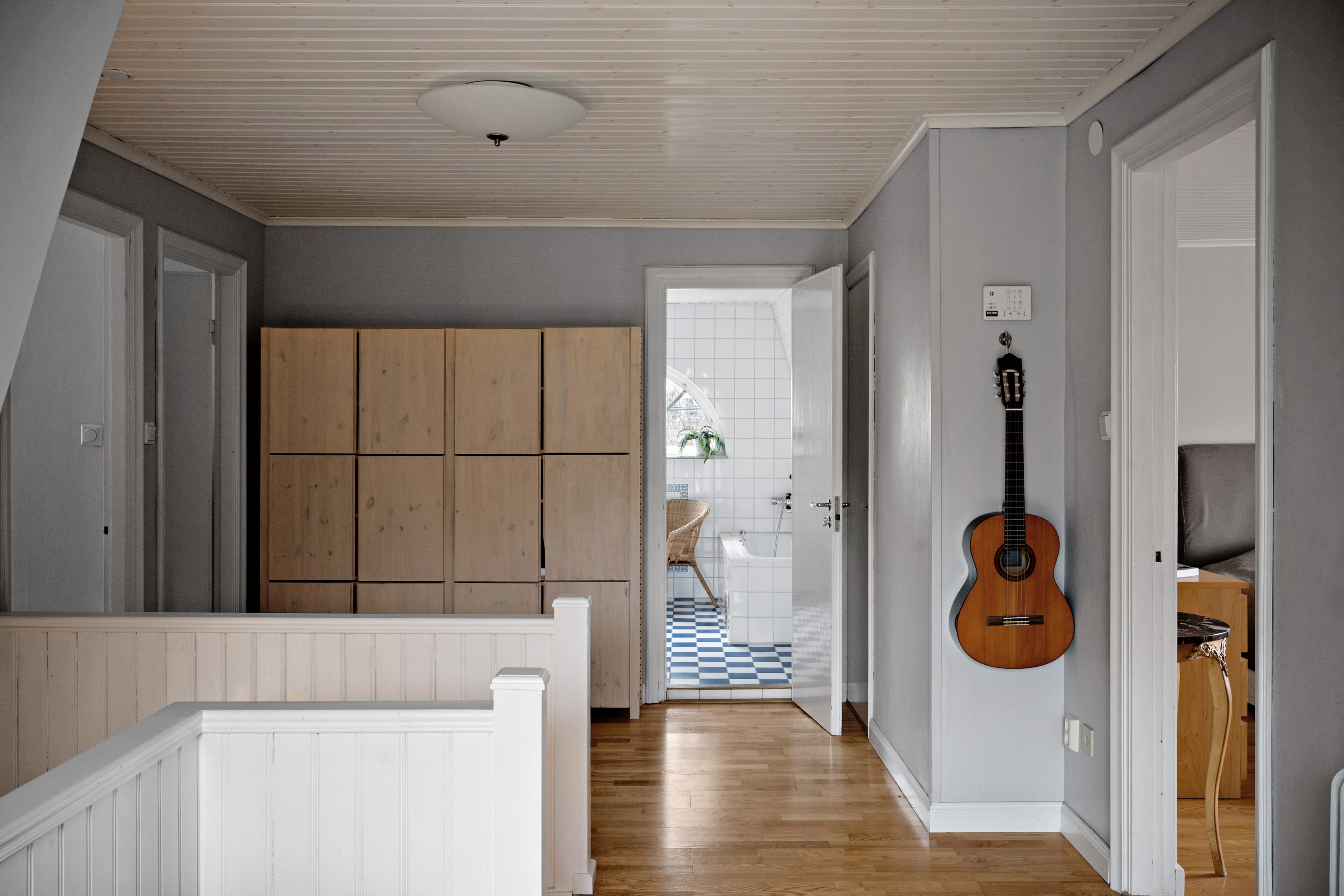 Bostadsbild från Svanevitsvägen 1, Såld i Skuru, Nacka