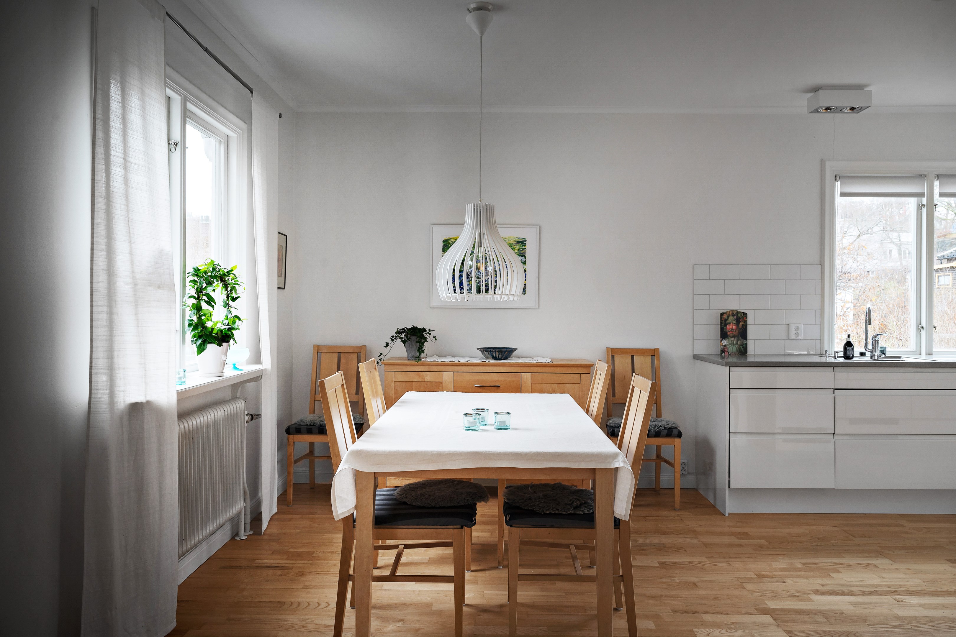 Bostadsbild från Svanevitsvägen 1, Såld i Skuru, Nacka