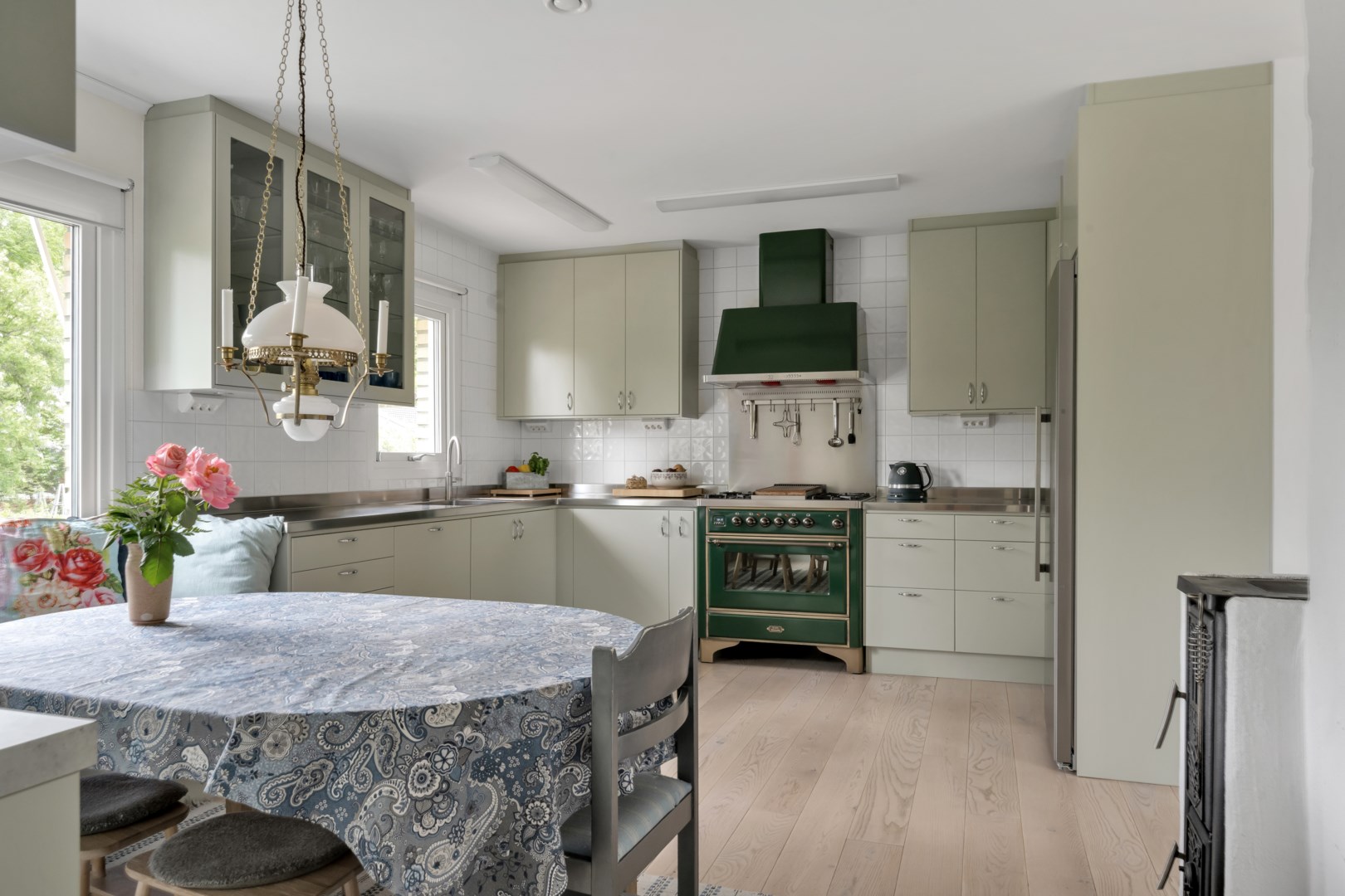 Bostadsbild från Konstnärsvägen 26, Såld i Vattholma, Uppsala