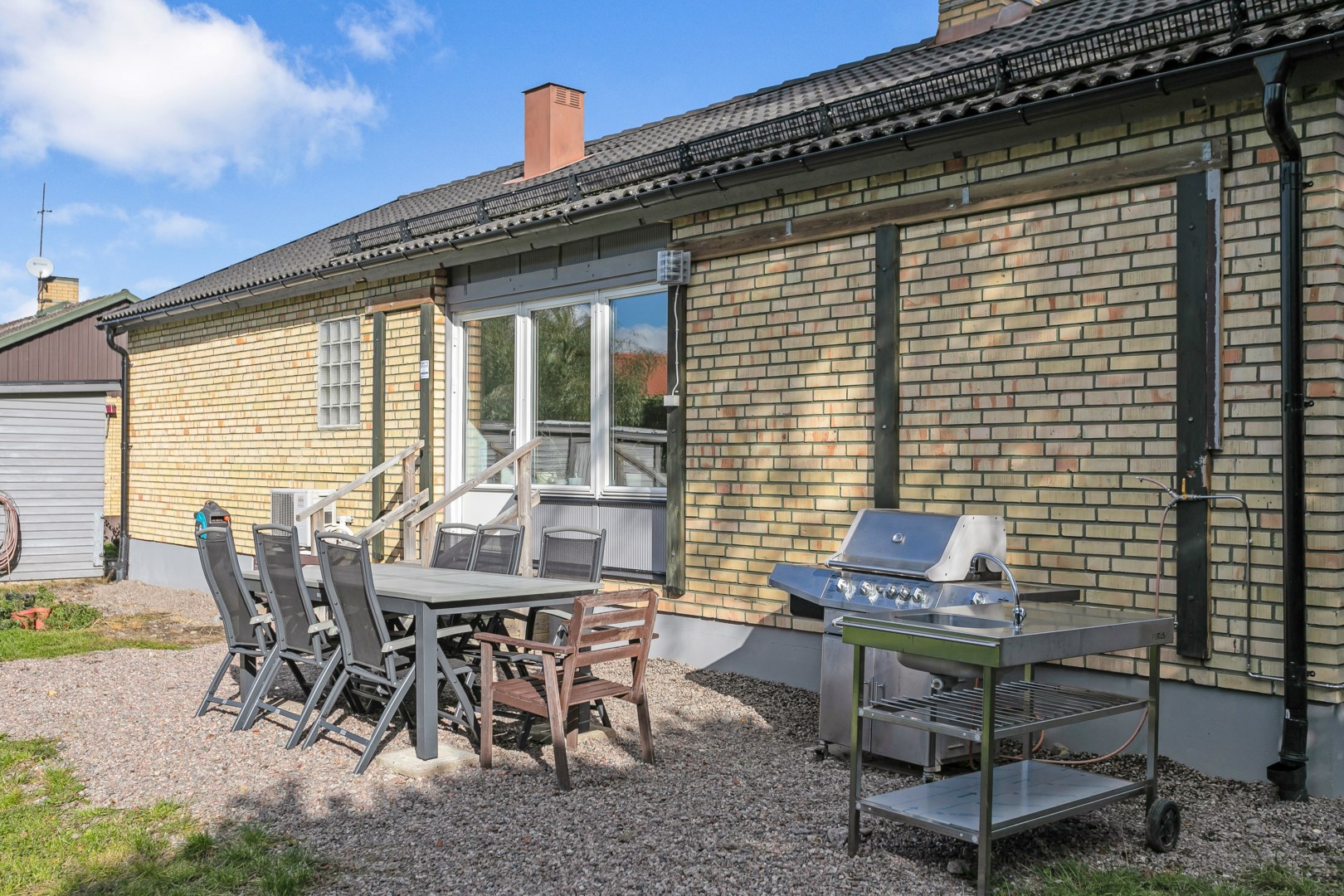 Bostadsbild från Konstnärsvägen 26, Såld i Vattholma, Uppsala