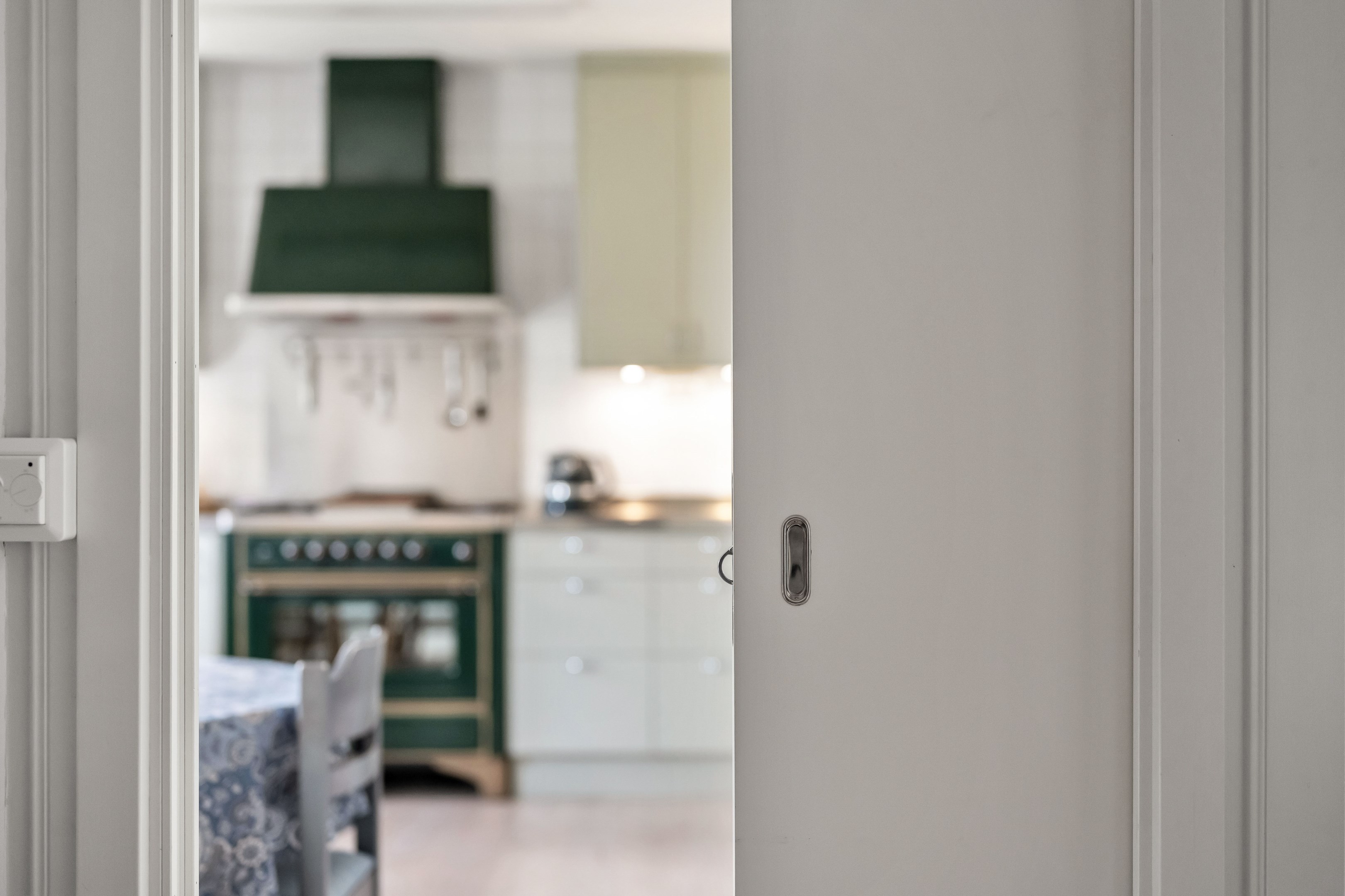 Bostadsbild från Konstnärsvägen 26, Såld i Vattholma, Uppsala