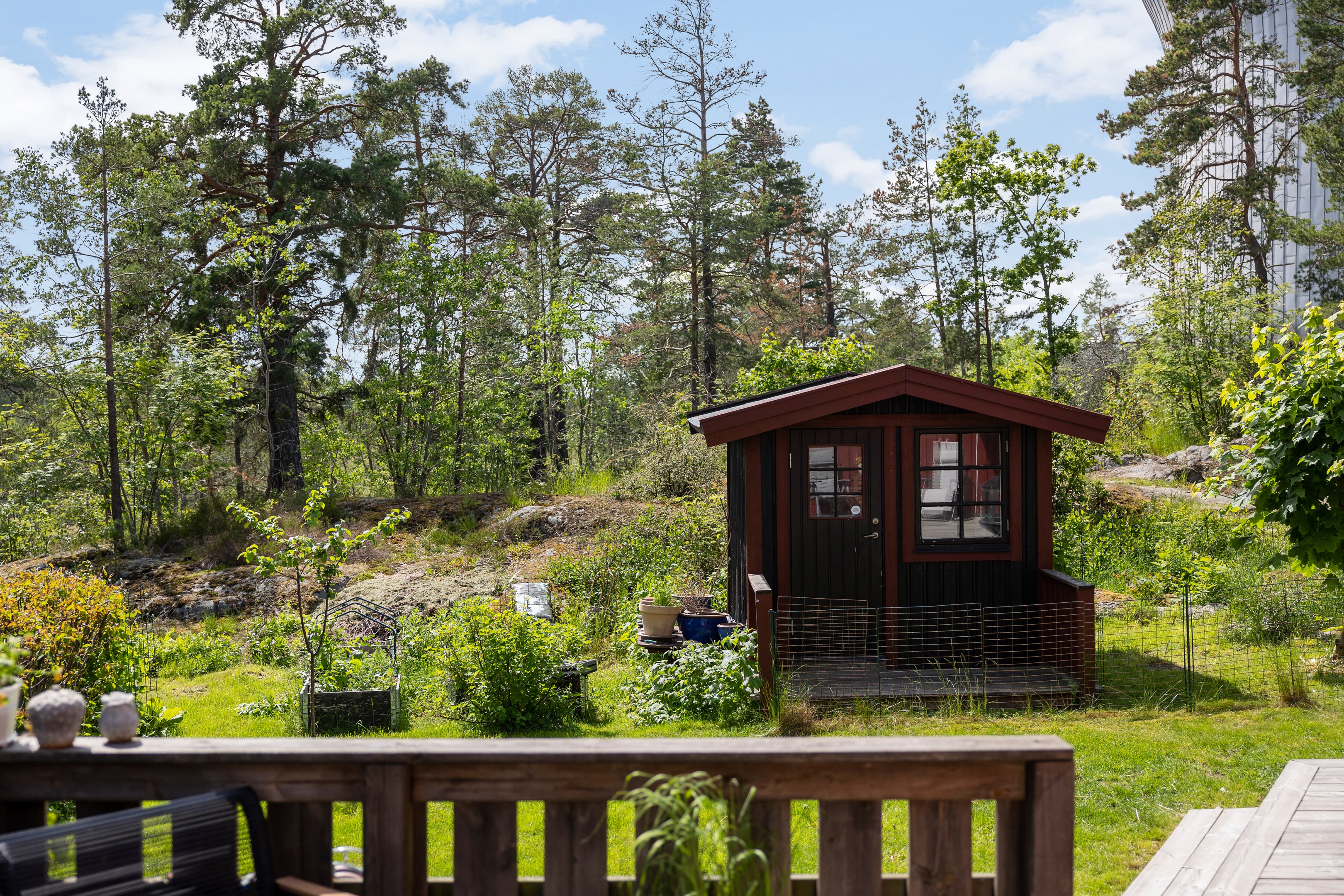 Bostadsbild från Björkholmsvägen 84, Såld i Östra Orminge, Nacka