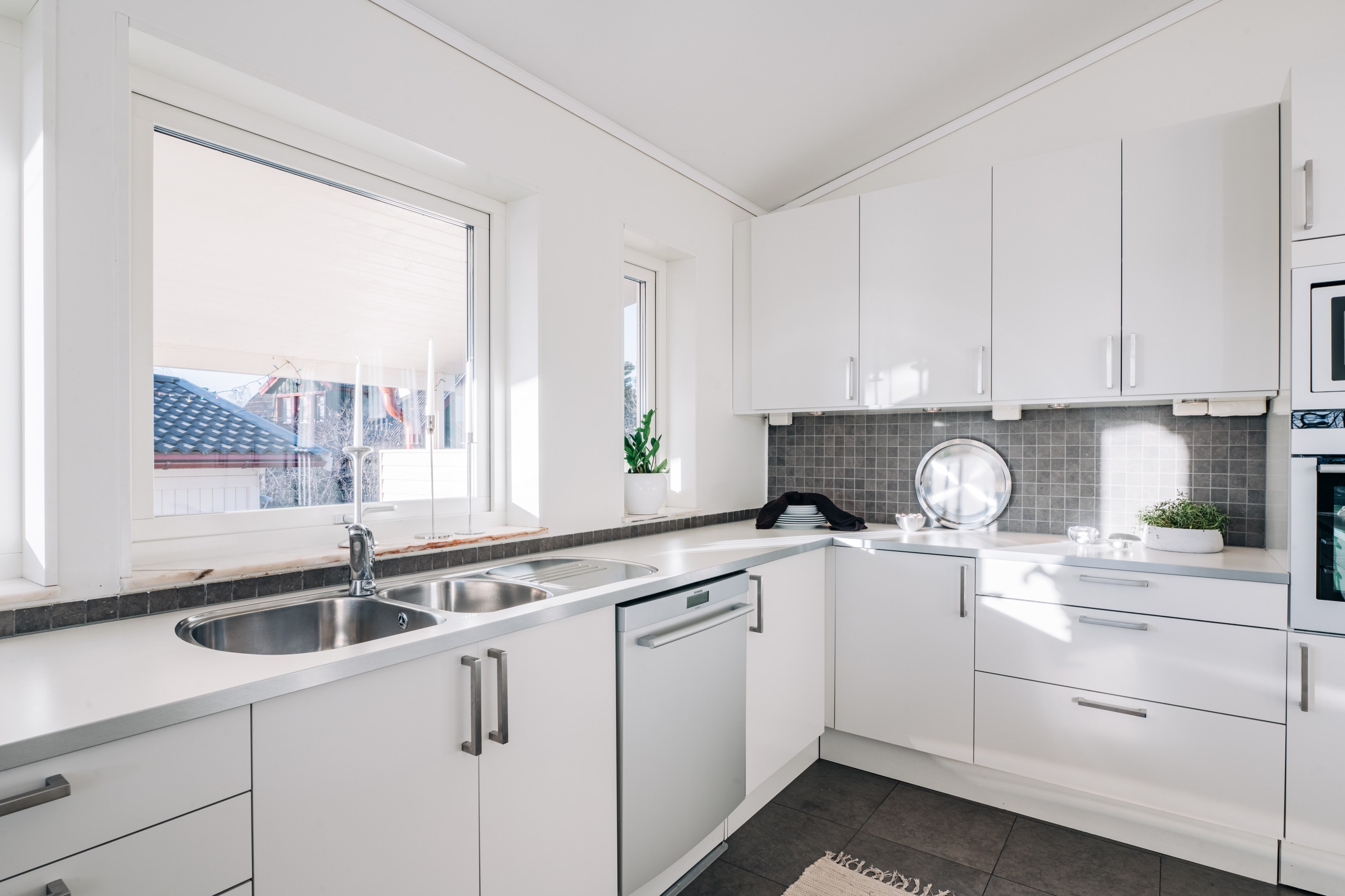 Bostadsbild från Storbergsliden 20A, Såld i Sollentuna - Landsnora, Sollentuna