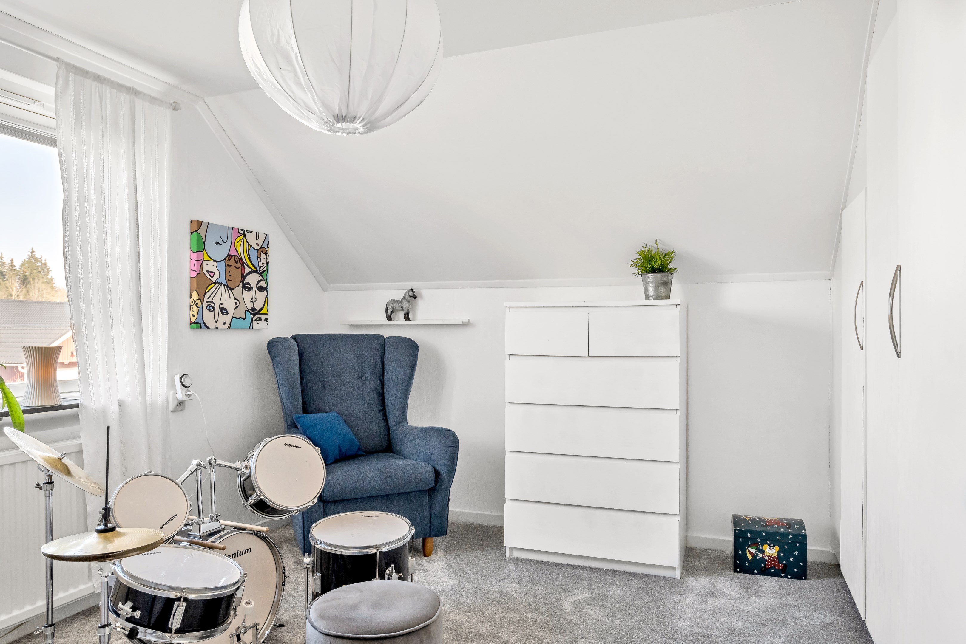 Bostadsbild från Gavelvägen 18, Såld i Storvreta, Uppsala