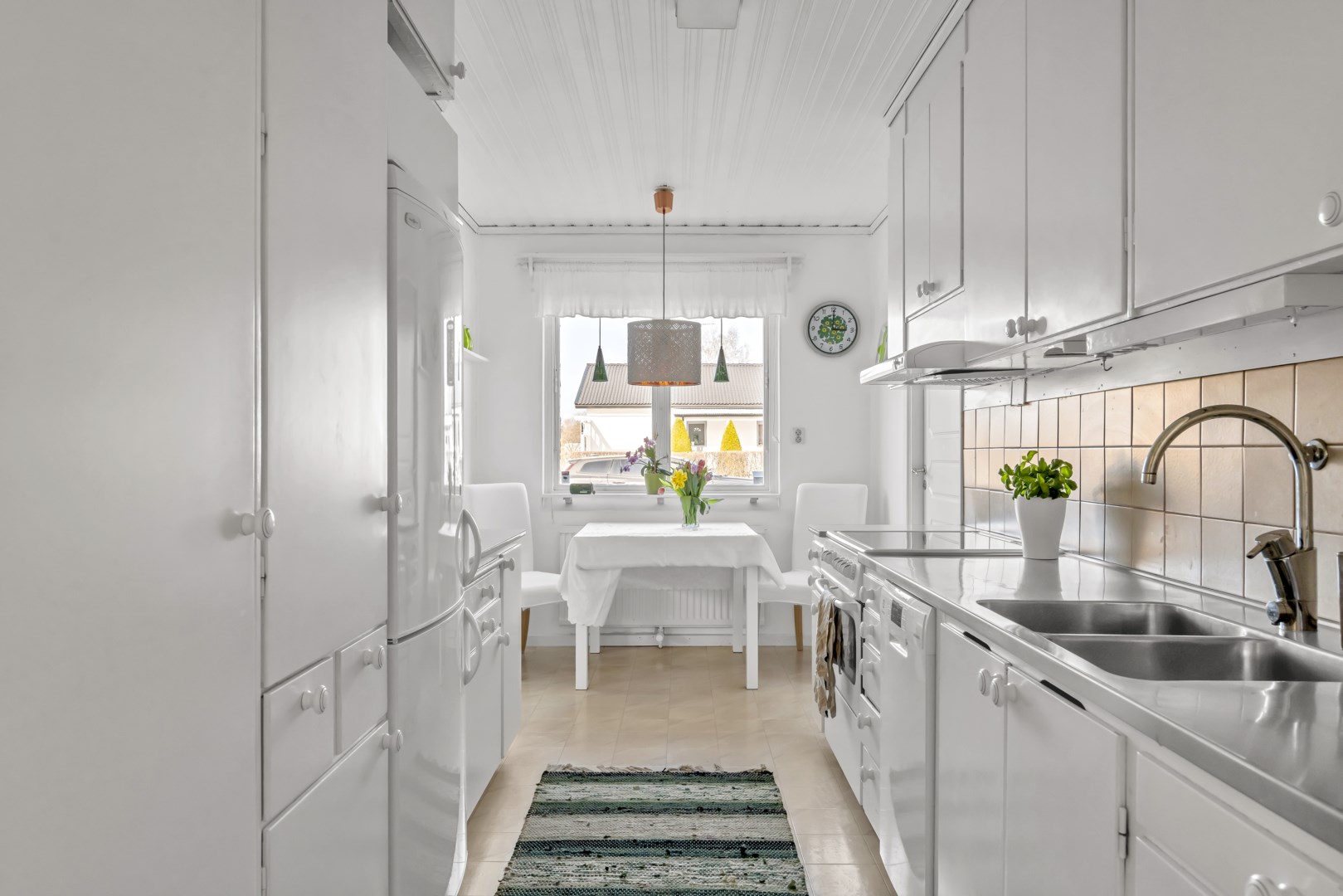 Bostadsbild från Gavelvägen 18, Såld i Storvreta, Uppsala