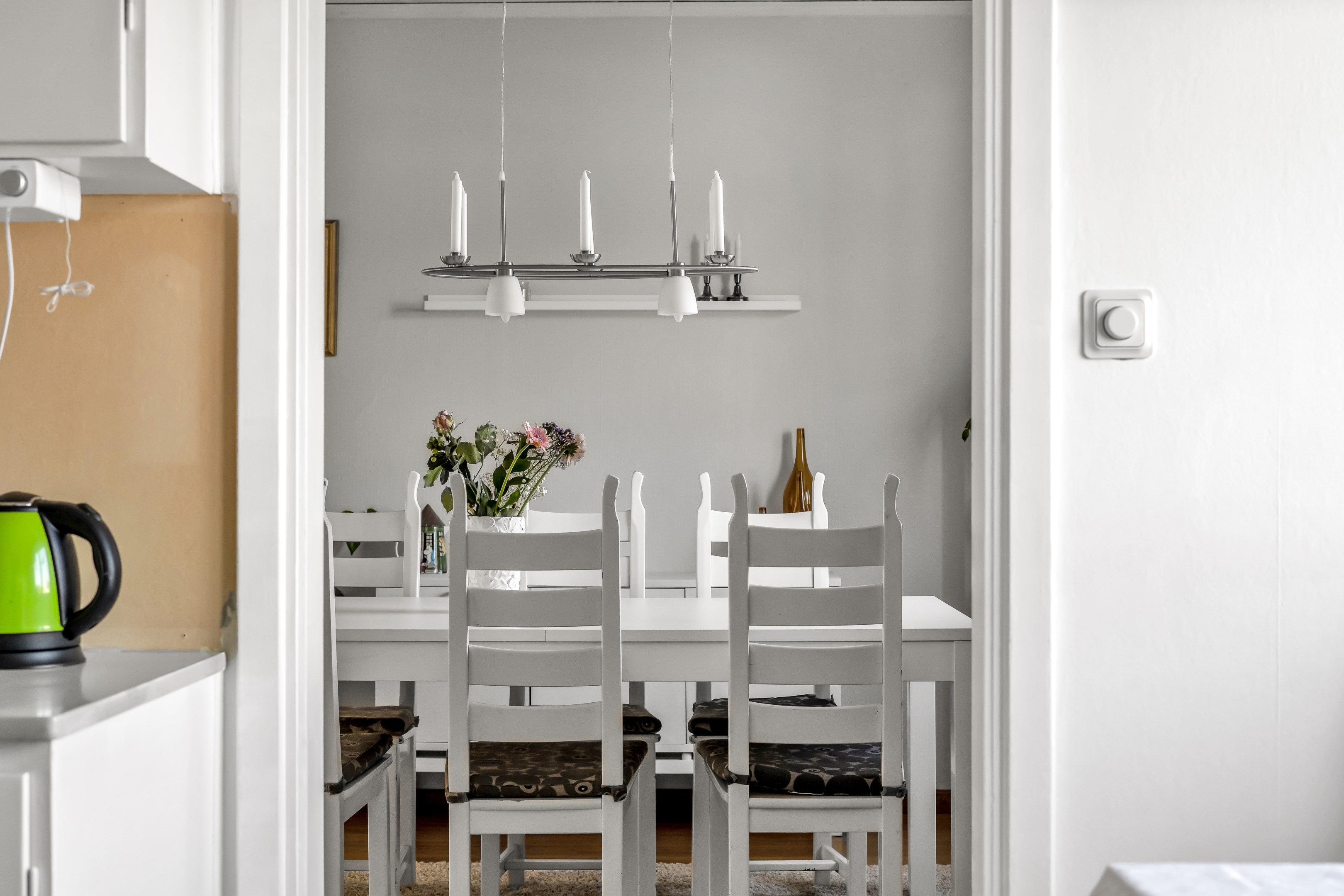 Bostadsbild från Gavelvägen 18, Såld i Storvreta, Uppsala