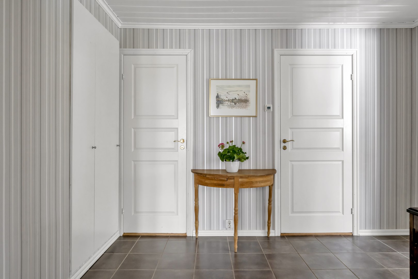 Bostadsbild från Hasselvägen 24, Såld i Storvreta, Uppsala