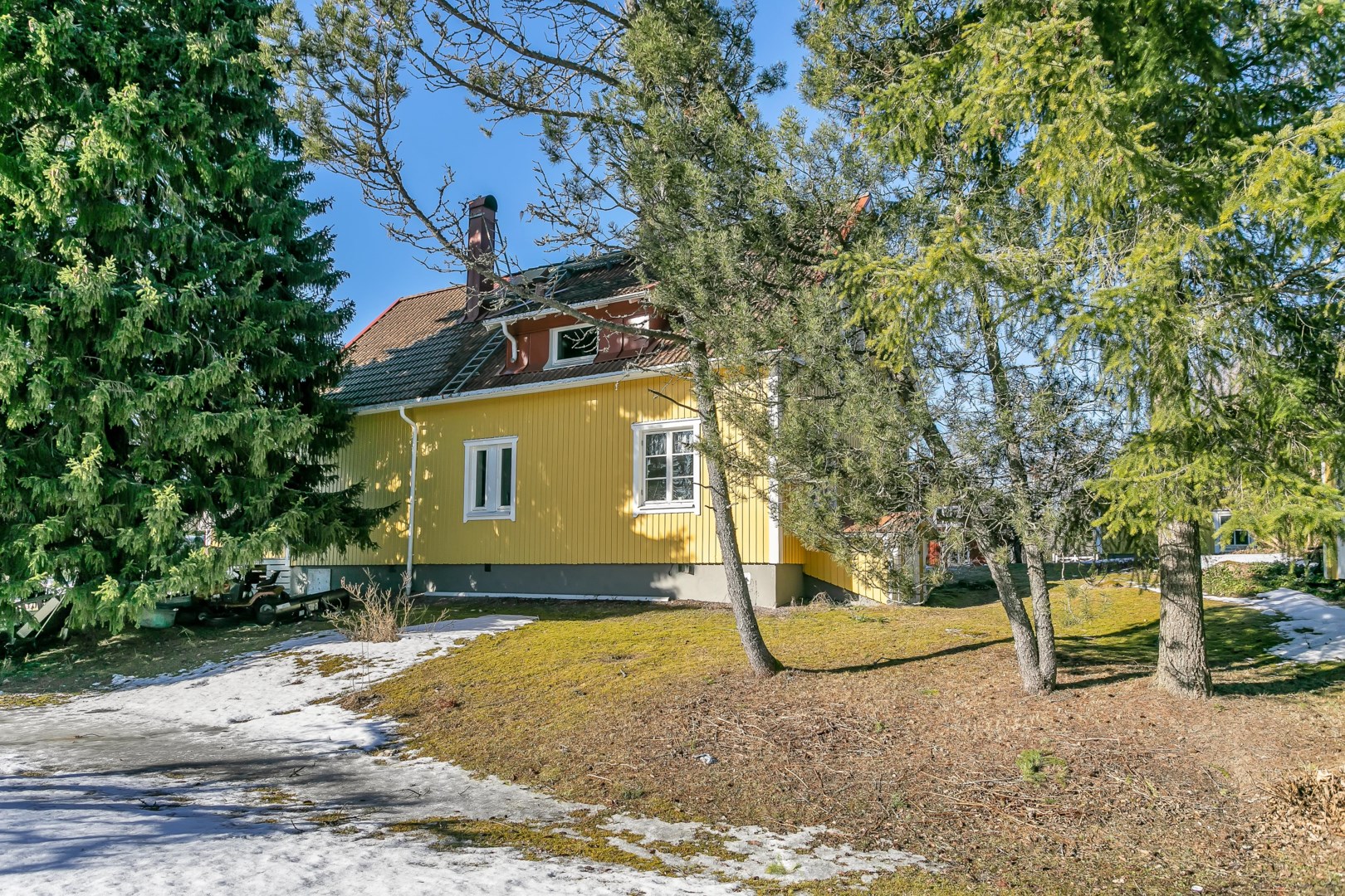 Bostadsbild från Hasselvägen 24, Såld i Storvreta, Uppsala