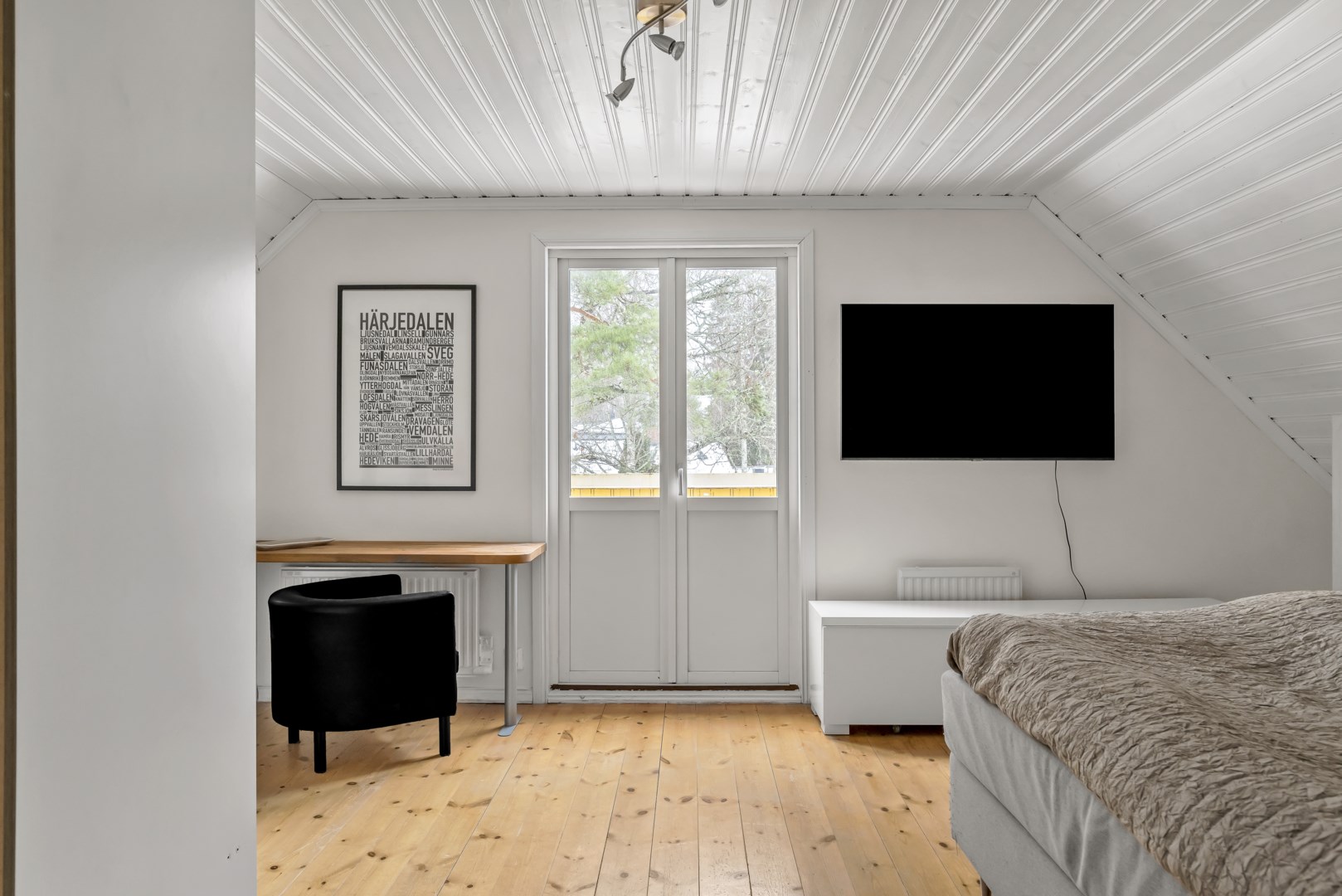 Bostadsbild från Hasselvägen 24, Såld i Storvreta, Uppsala