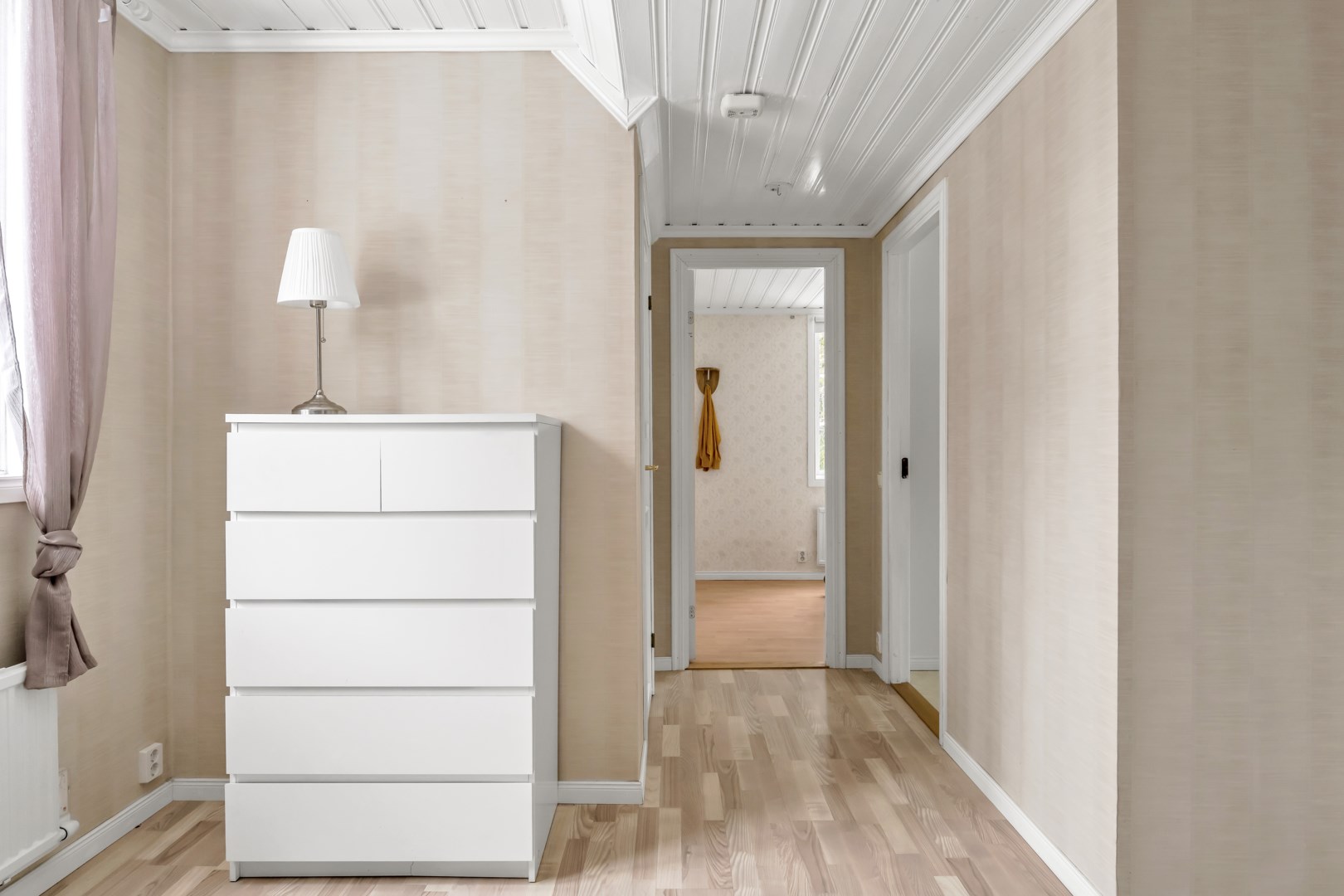 Bostadsbild från Hasselvägen 24, Såld i Storvreta, Uppsala