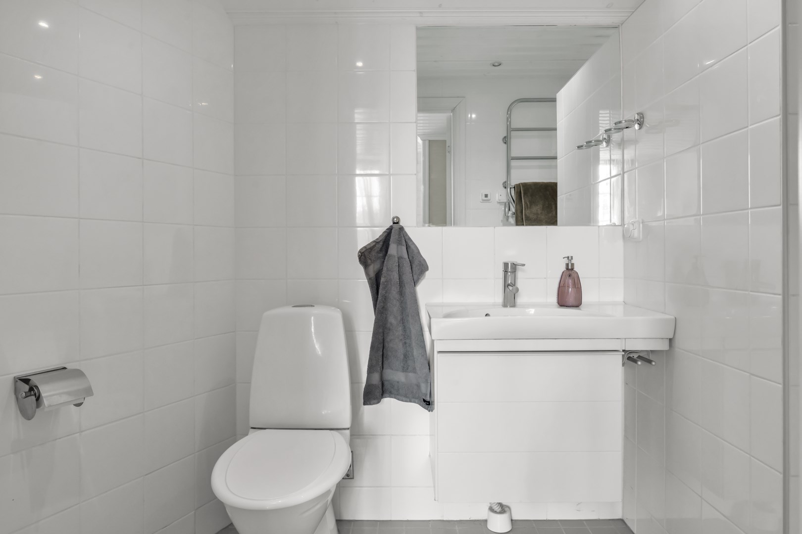 Bostadsbild från Hasselvägen 24, Såld i Storvreta, Uppsala