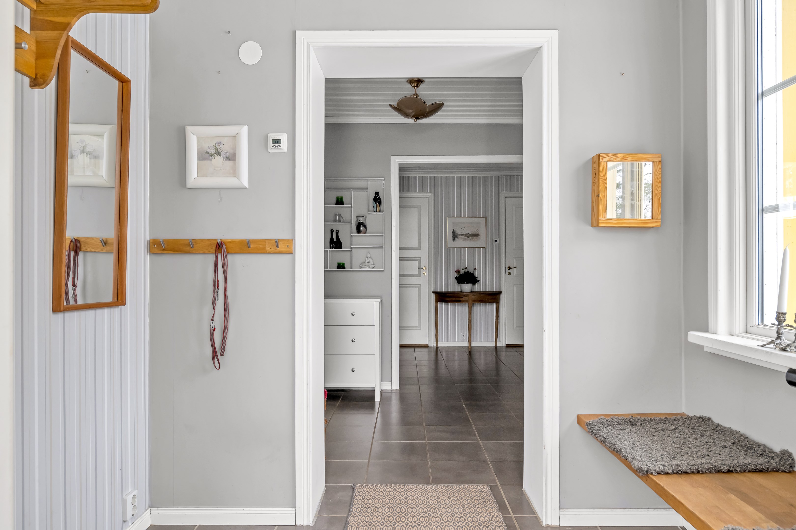 Bostadsbild från Hasselvägen 24, Såld i Storvreta, Uppsala