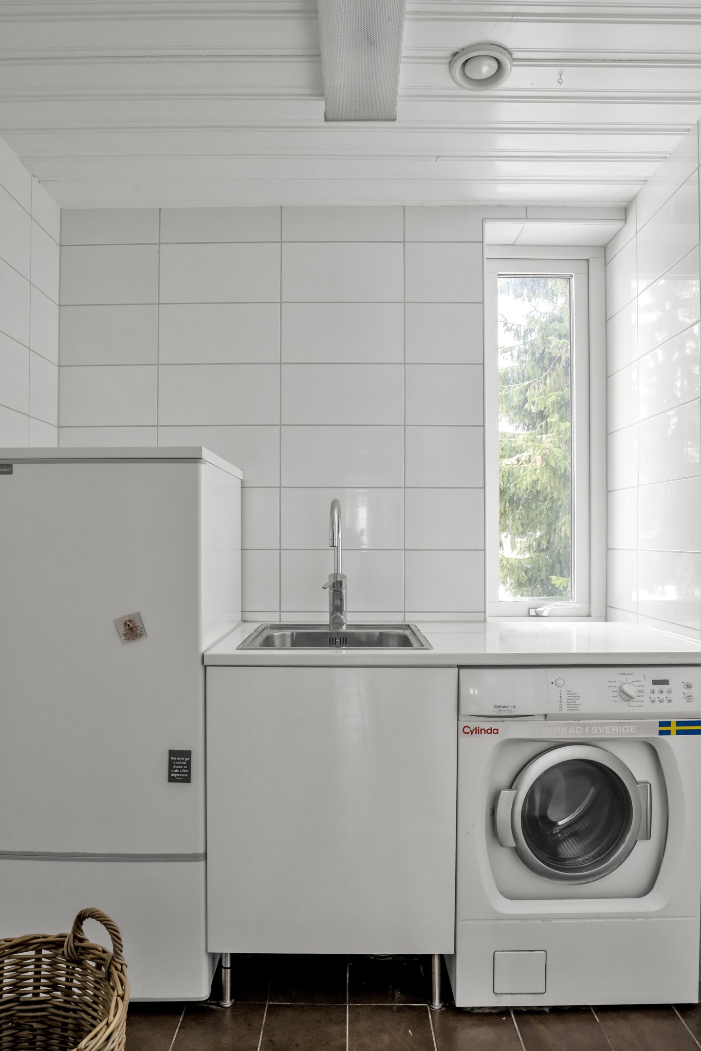 Bostadsbild från Hasselvägen 24, Såld i Storvreta, Uppsala