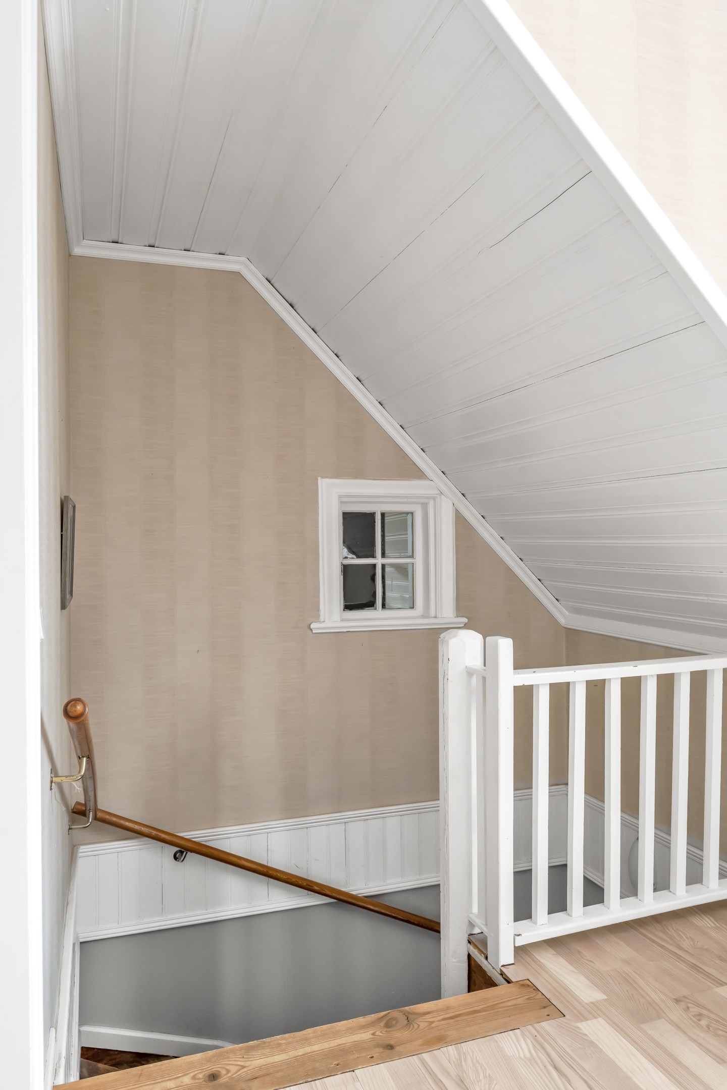 Bostadsbild från Hasselvägen 24, Såld i Storvreta, Uppsala