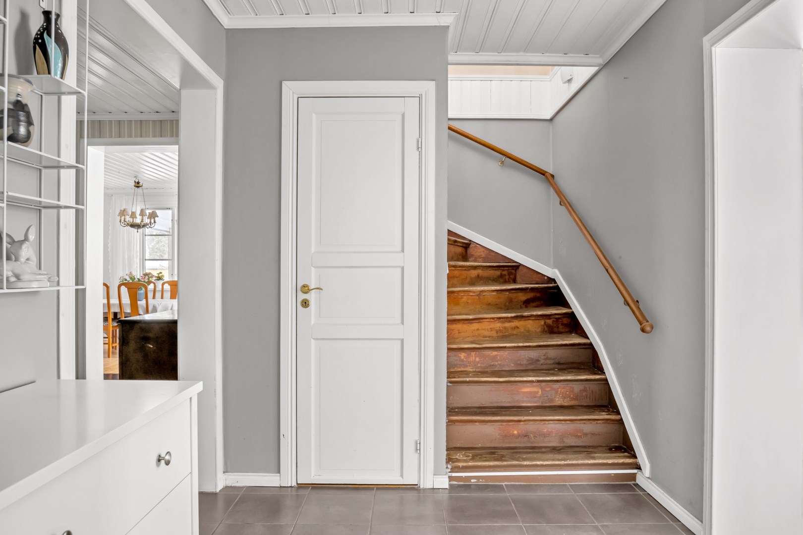 Bostadsbild från Hasselvägen 24, Såld i Storvreta, Uppsala