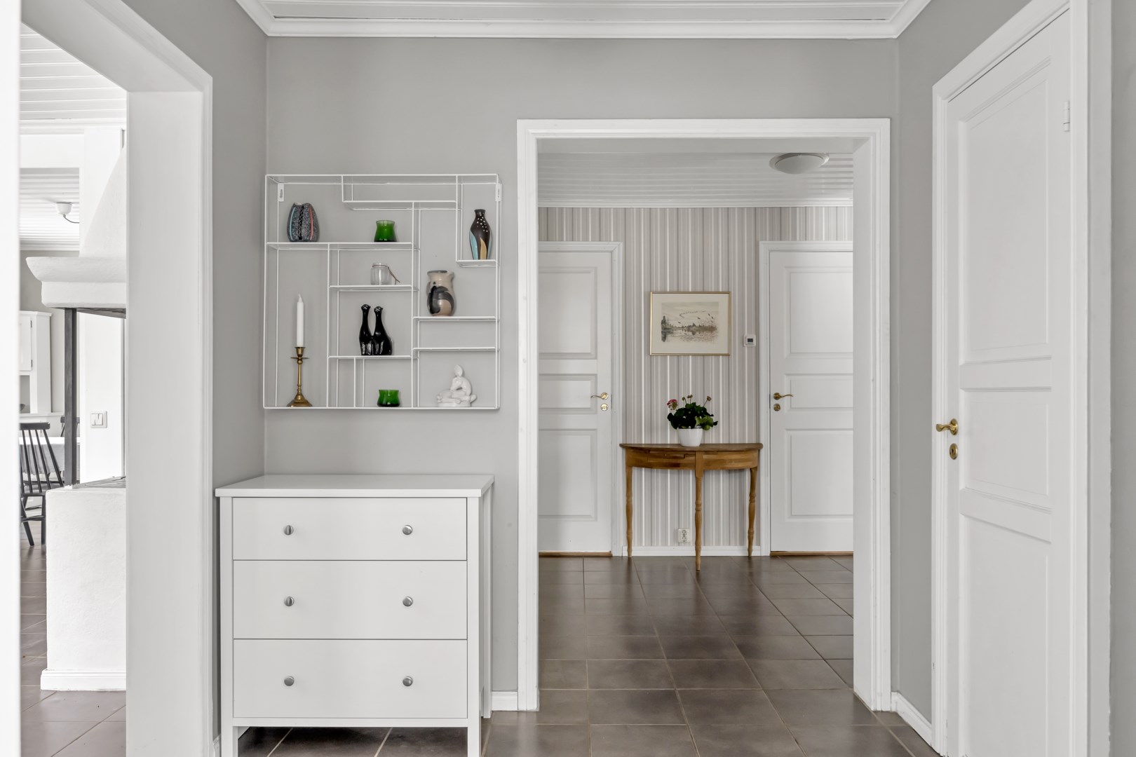 Bostadsbild från Hasselvägen 24, Såld i Storvreta, Uppsala