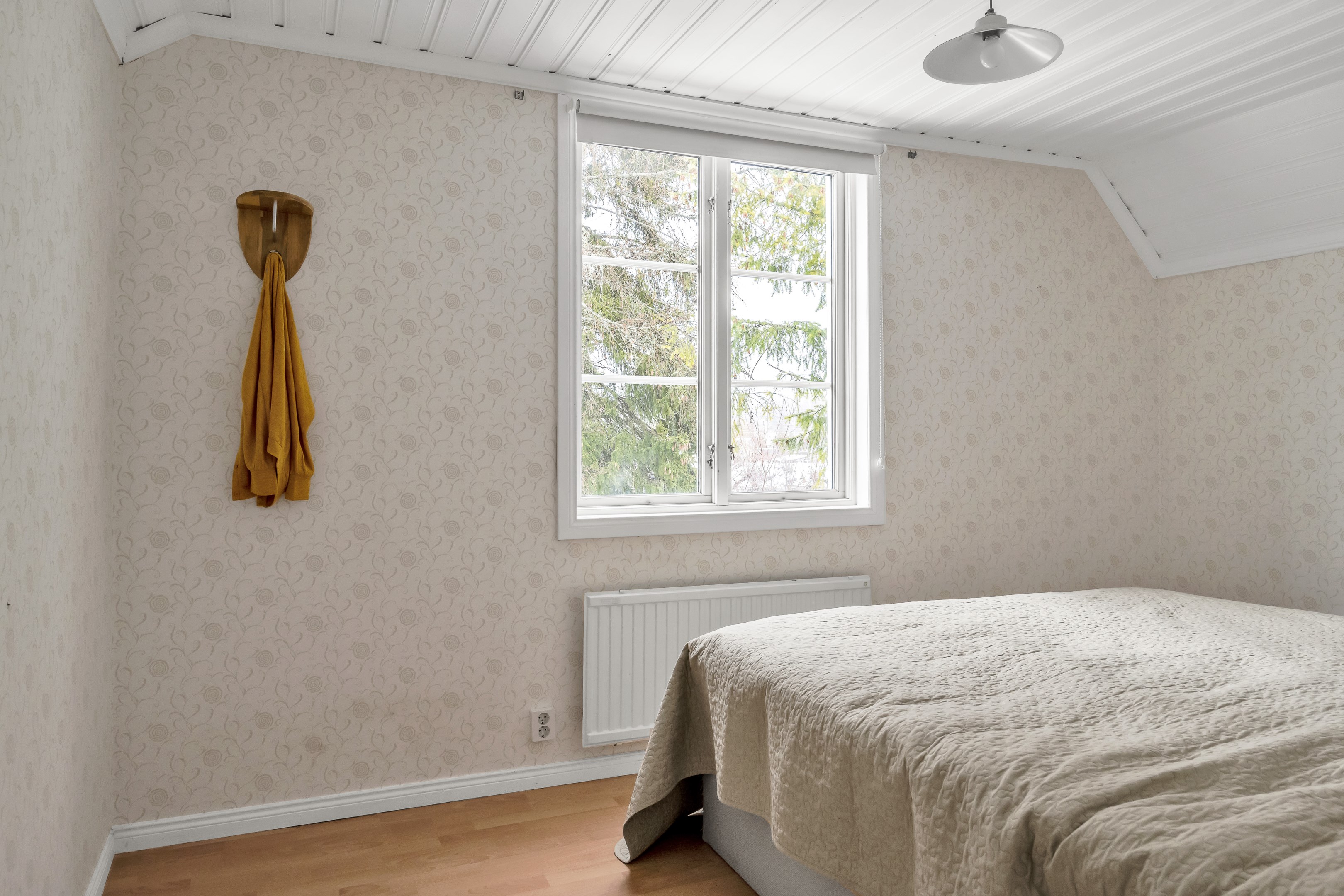 Bostadsbild från Hasselvägen 24, Såld i Storvreta, Uppsala