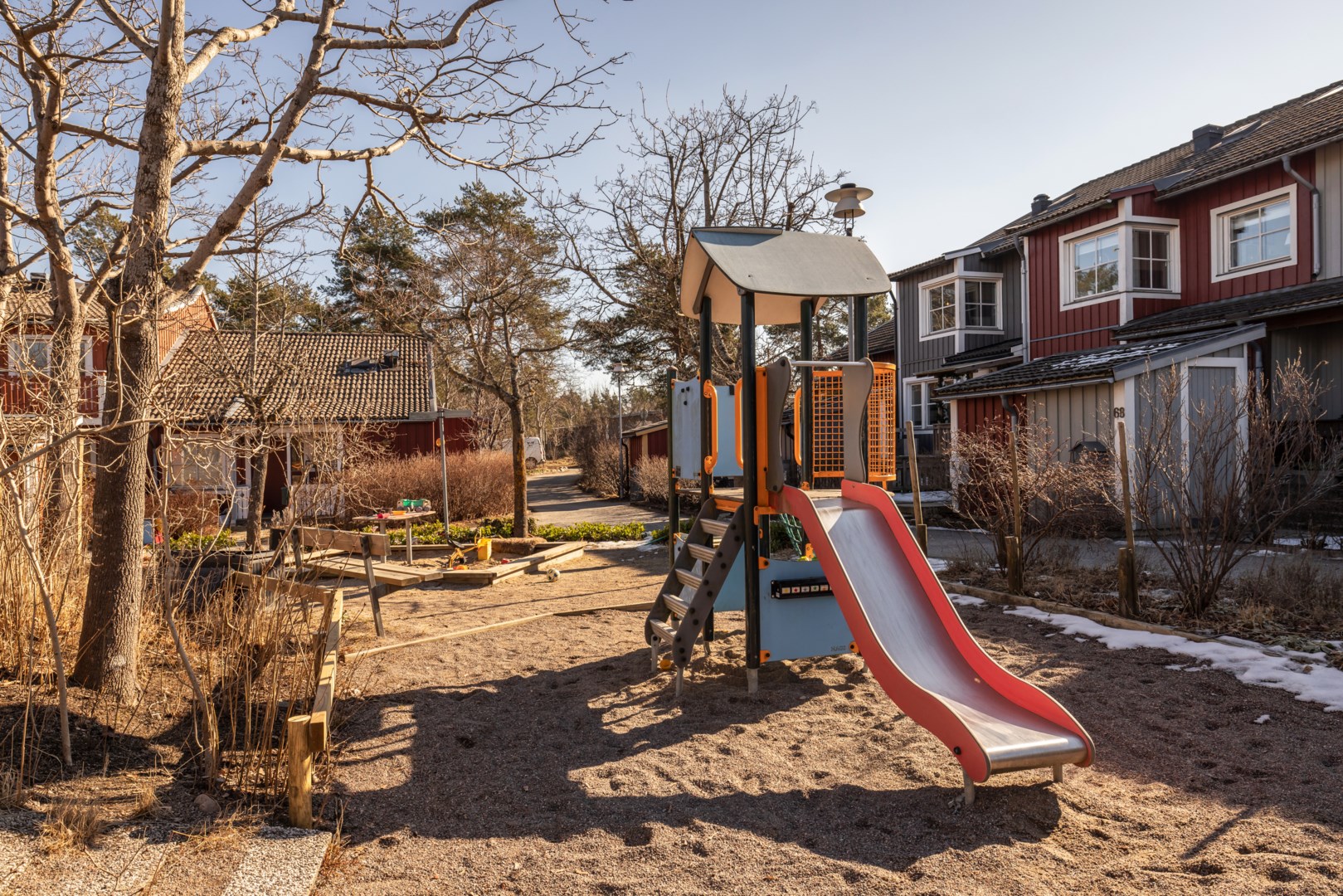 Bostadsbild från Norrholmsvägen 72, Såld i Östra Orminge, Nacka