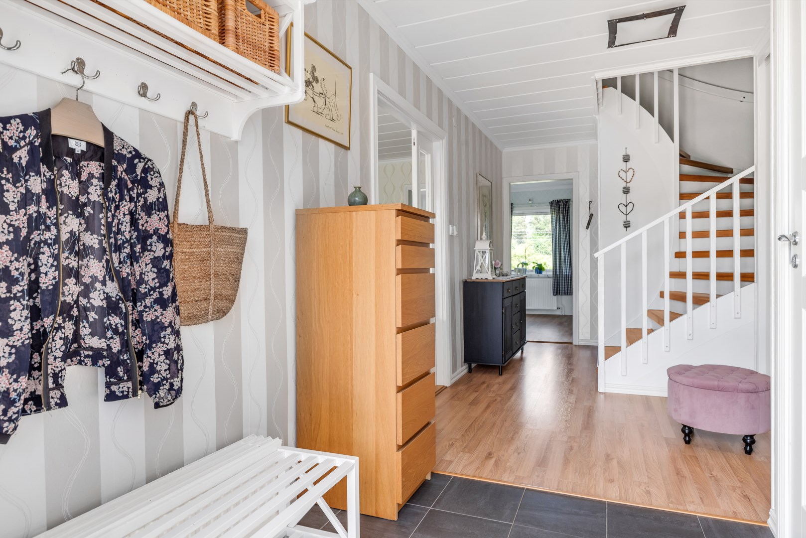 Bostadsbild från Flottiljgatan 14, Såld i Bärby Hage, Uppsala