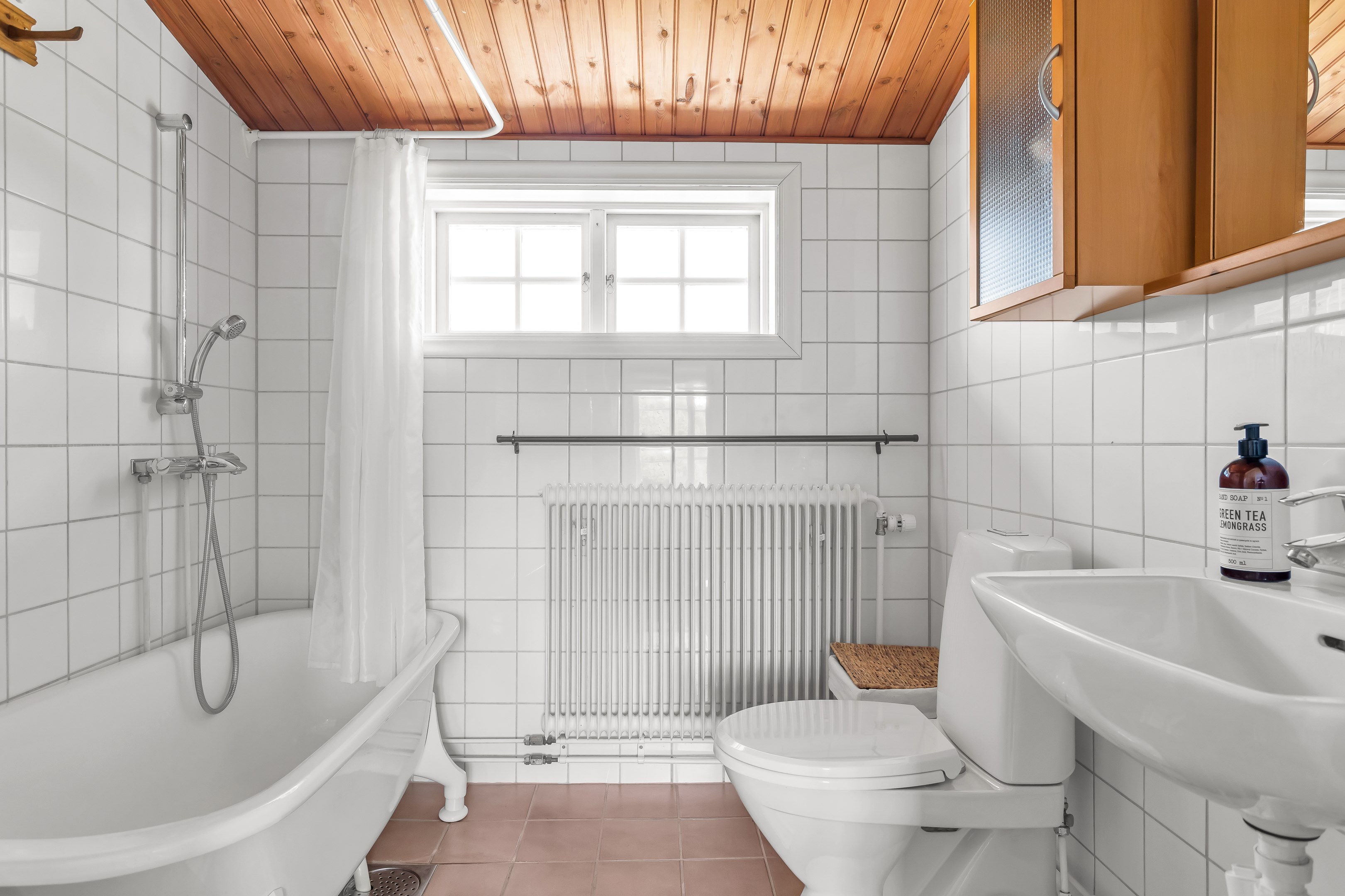 Bostadsbild från Malmvågsvägen 39, Såld i Vattholma, Uppsala