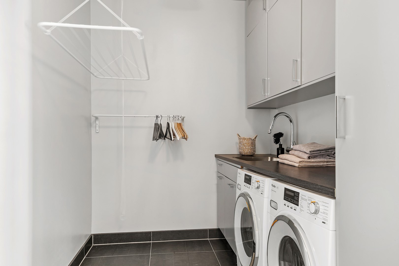 Bostadsbild från Brantbacken 2, Såld i Kummelnäs, Nacka