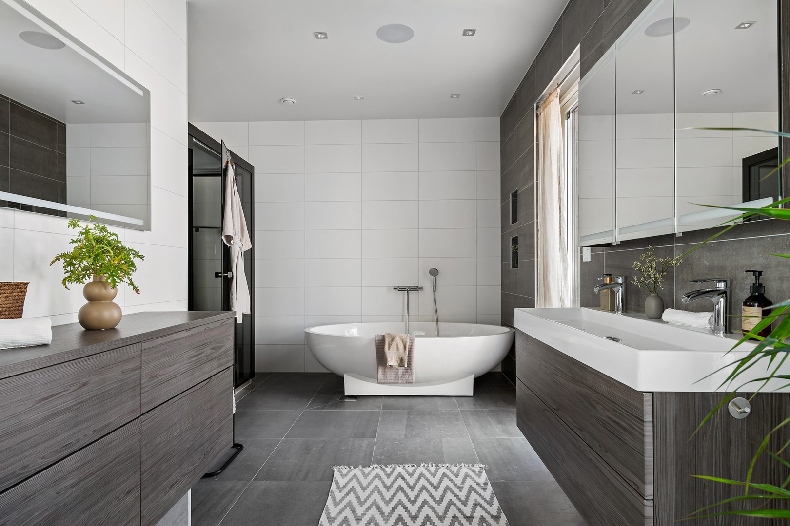 Bostadsbild från Brantbacken 2, Såld i Kummelnäs, Nacka