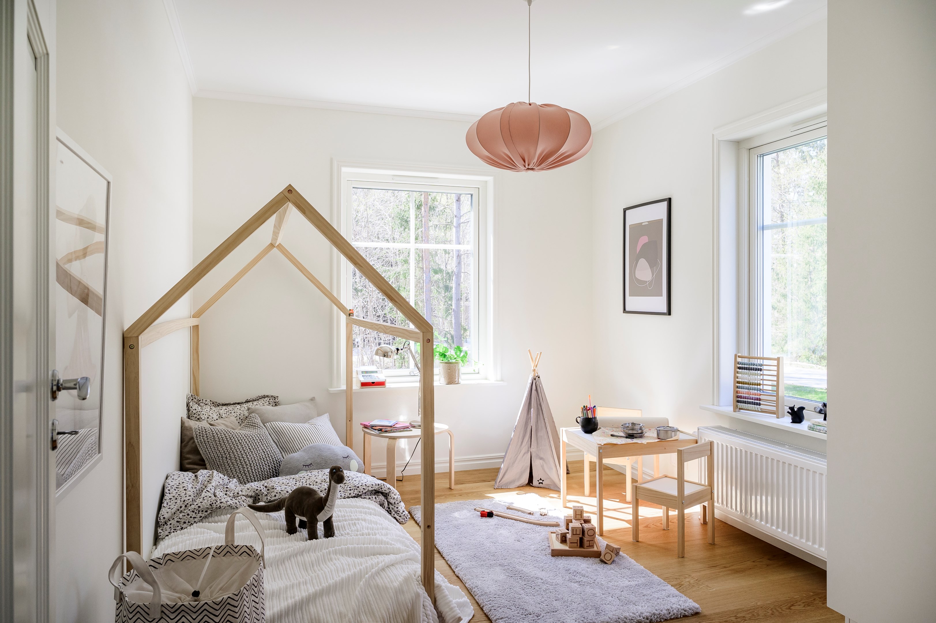 Bostadsbild från Lövbergabacken 4, Såld i Kummelnäs, Nacka