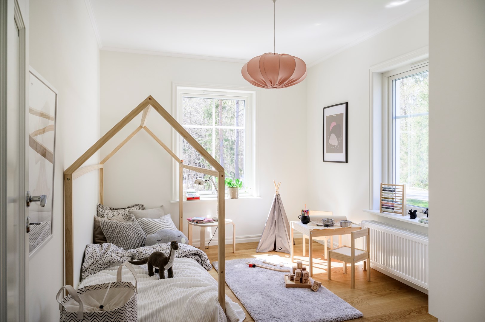 Bostadsbild från Lövbergabacken 4, Såld i Kummelnäs, Nacka