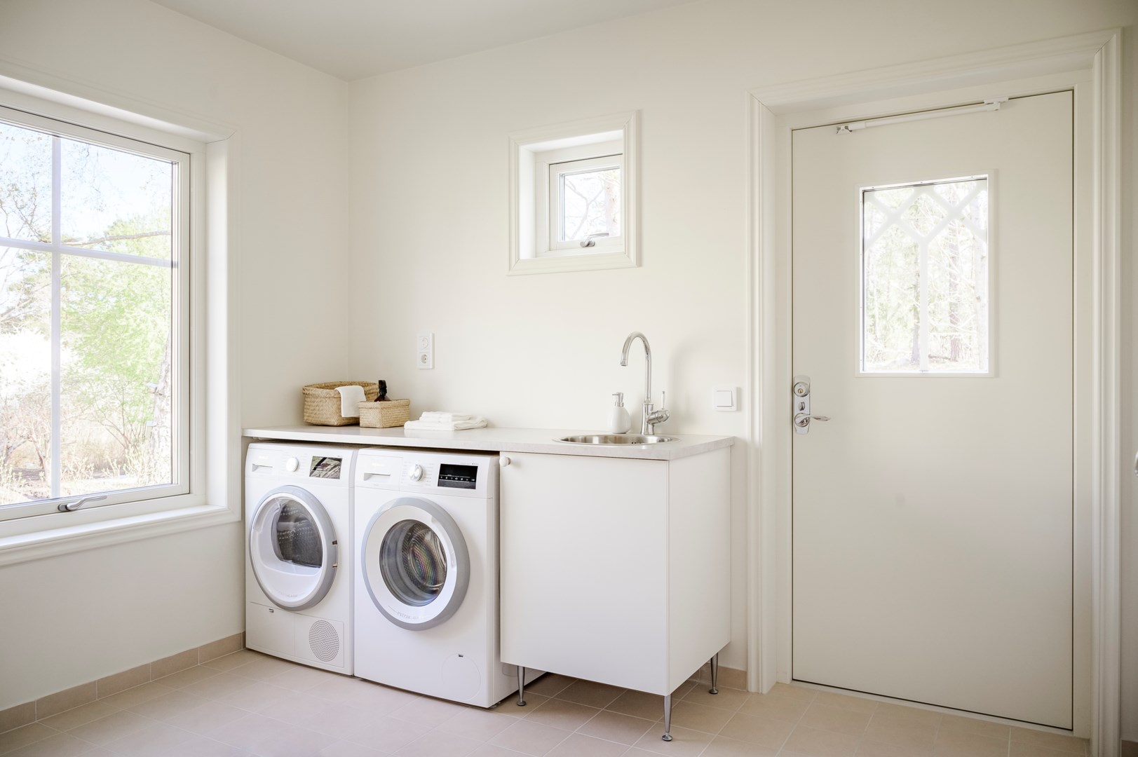 Bostadsbild från Lövbergabacken 4, Såld i Kummelnäs, Nacka