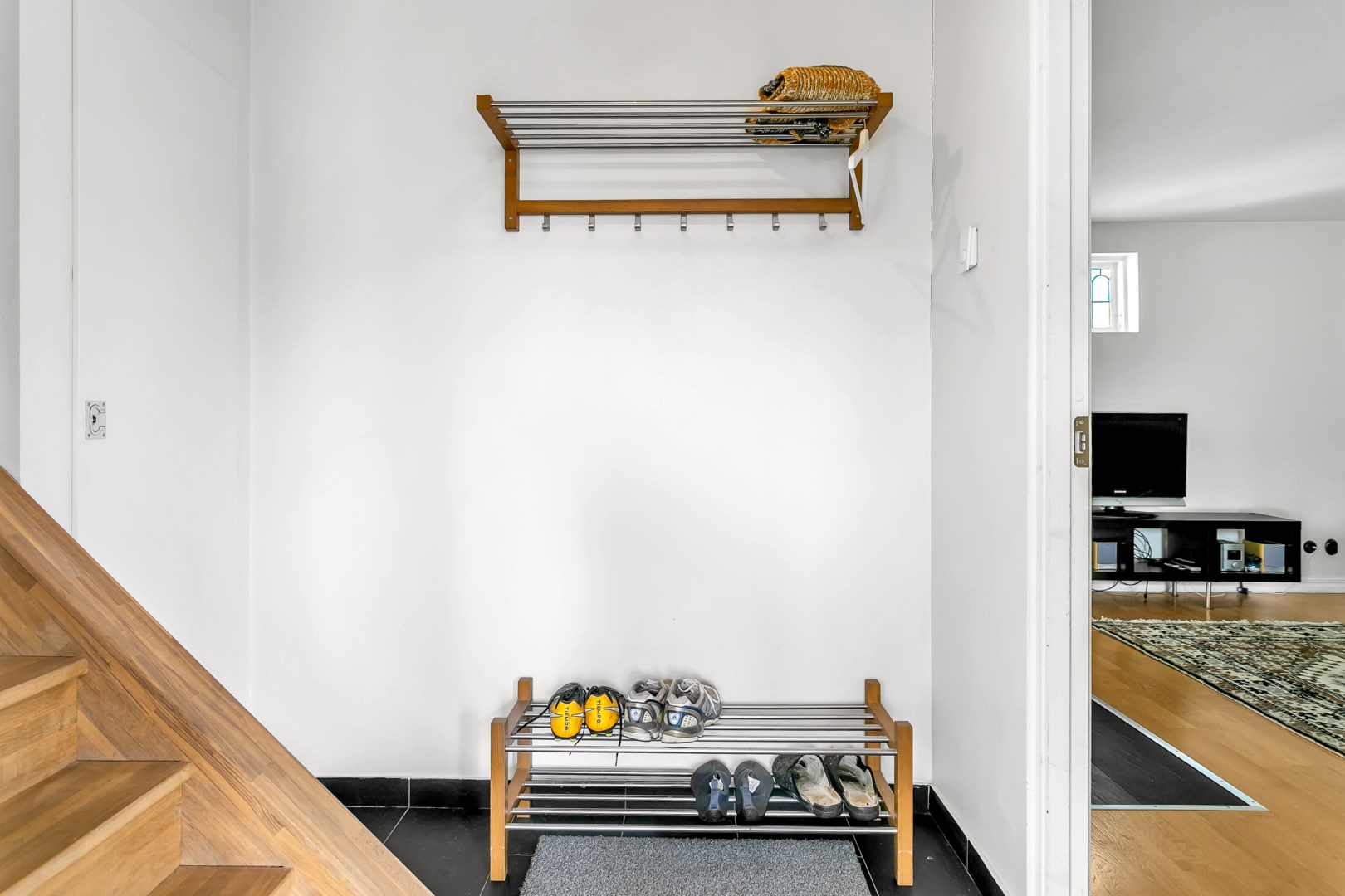 Bostadsbild från Lyssnavägen 6, Såld i Graneberg, Uppsala