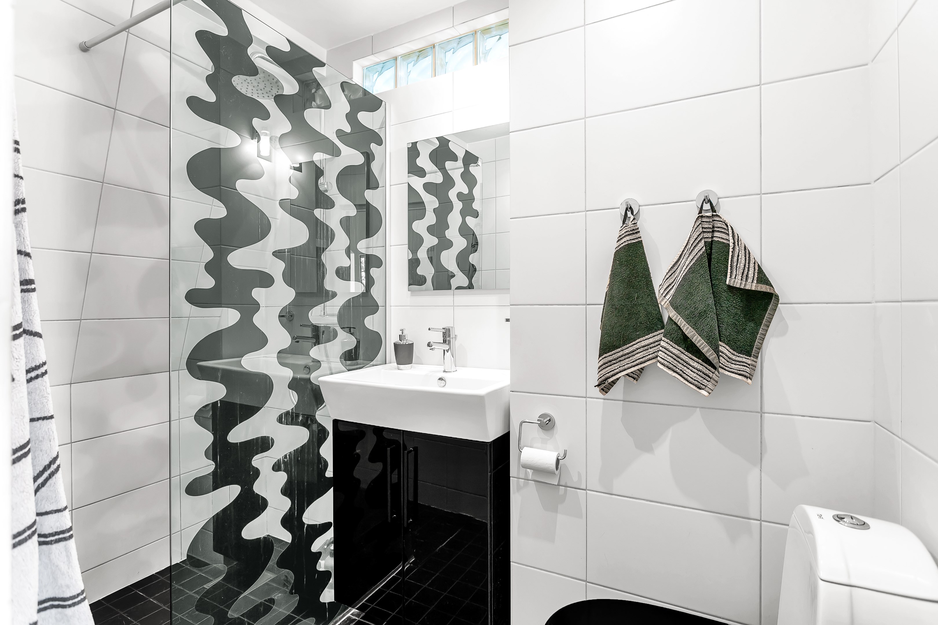 Bostadsbild från Lyssnavägen 6, Såld i Graneberg, Uppsala