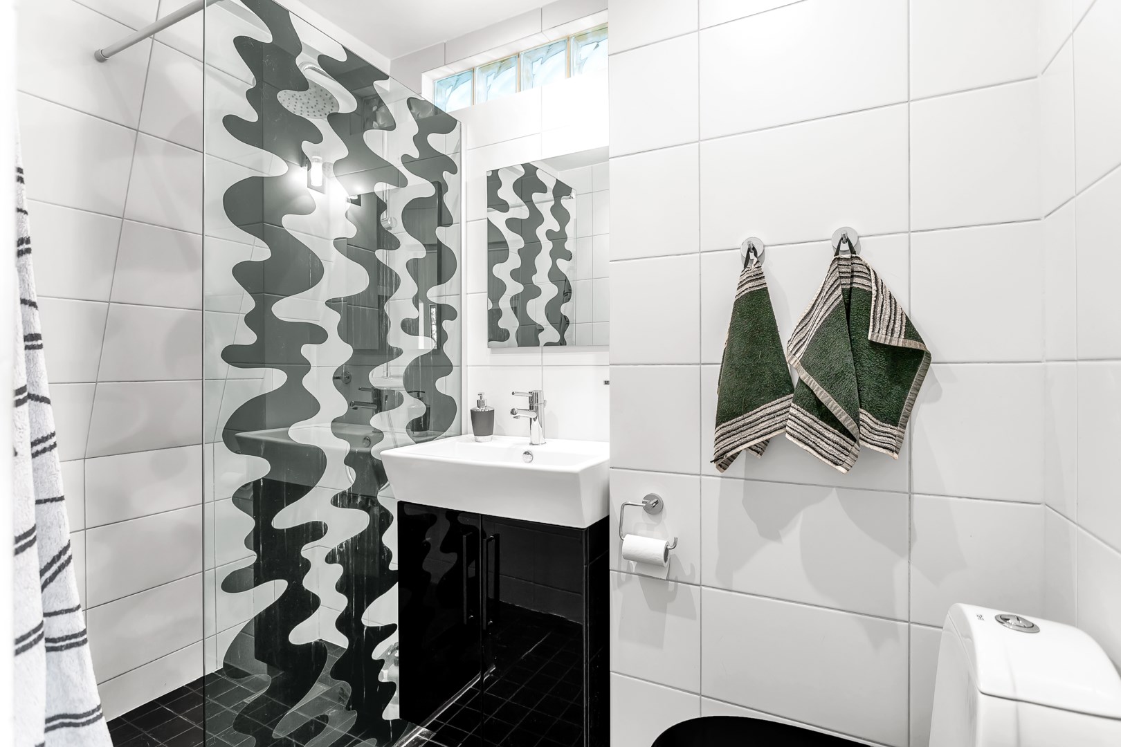 Bostadsbild från Lyssnavägen 6, Såld i Graneberg, Uppsala