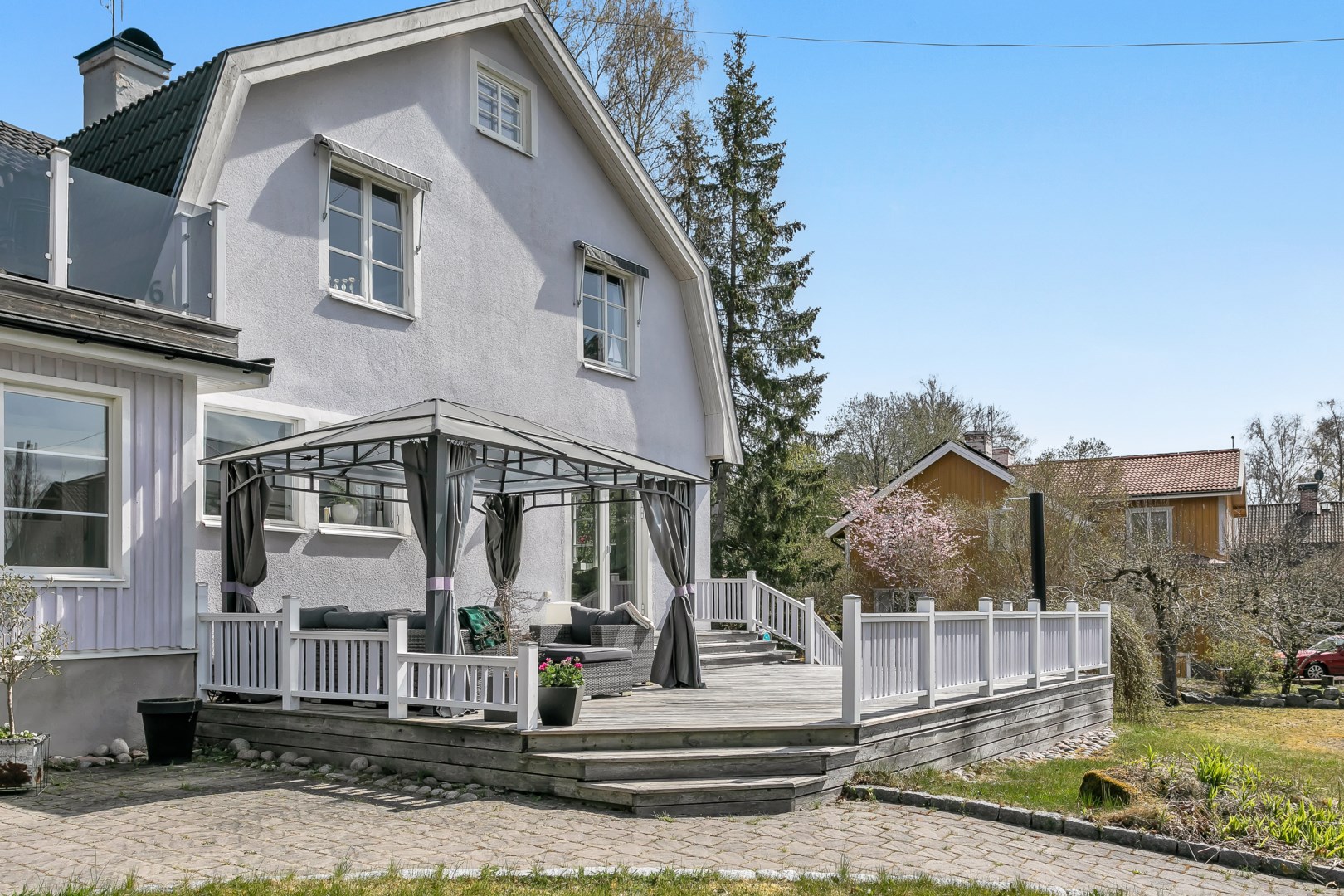 Bostadsbild från Lyssnavägen 6, Såld i Graneberg, Uppsala