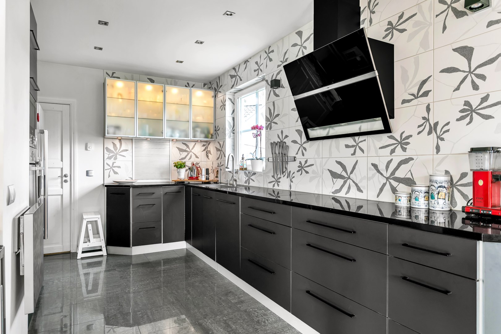 Bostadsbild från Lyssnavägen 6, Såld i Graneberg, Uppsala