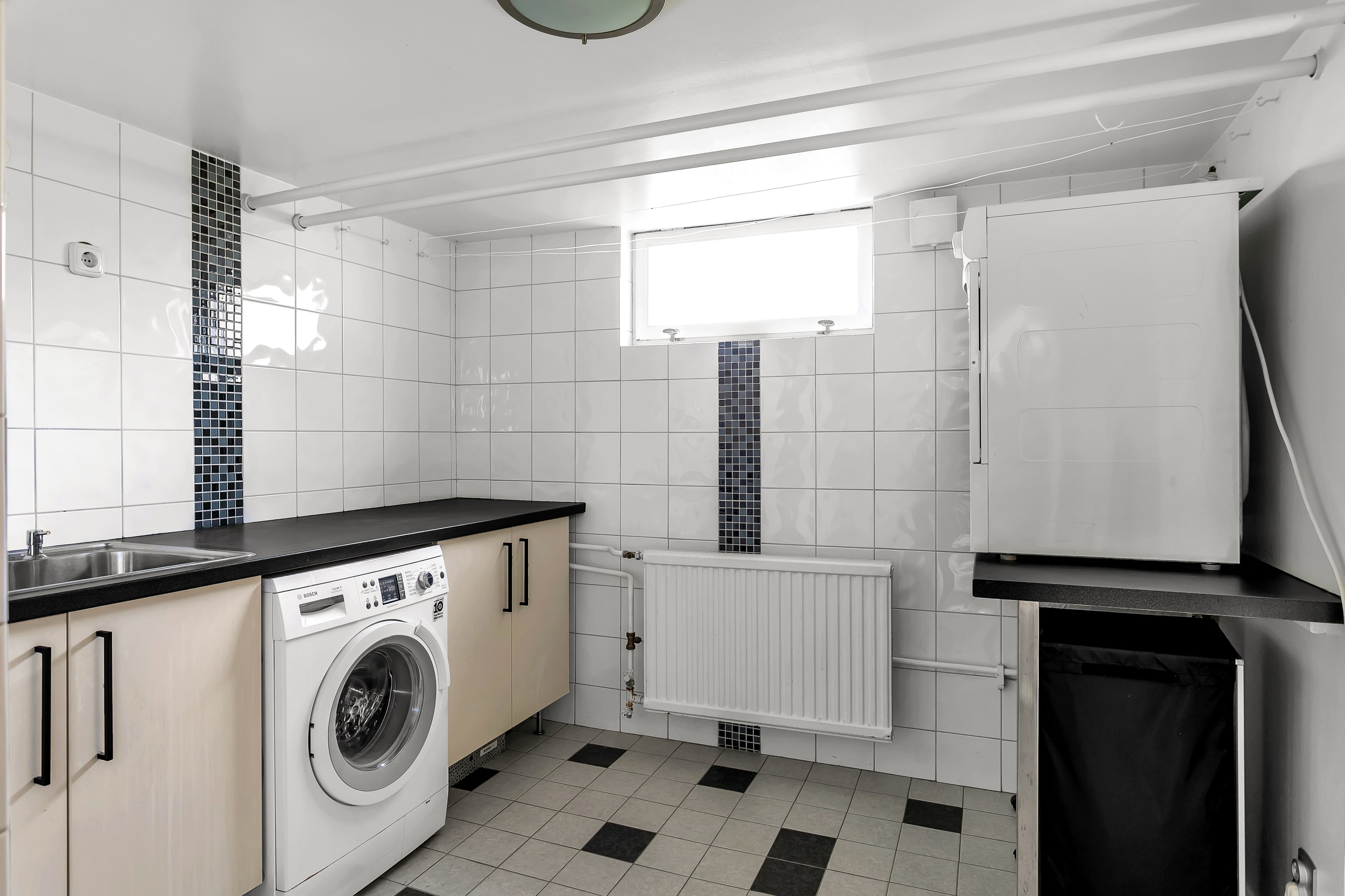 Bostadsbild från Lyssnavägen 6, Såld i Graneberg, Uppsala