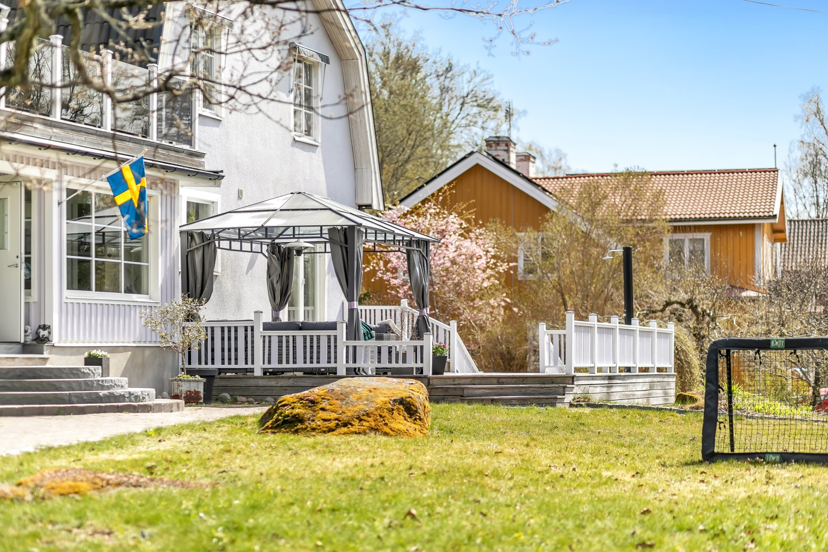 Bostadsbild från Lyssnavägen 6, Såld i Graneberg, Uppsala