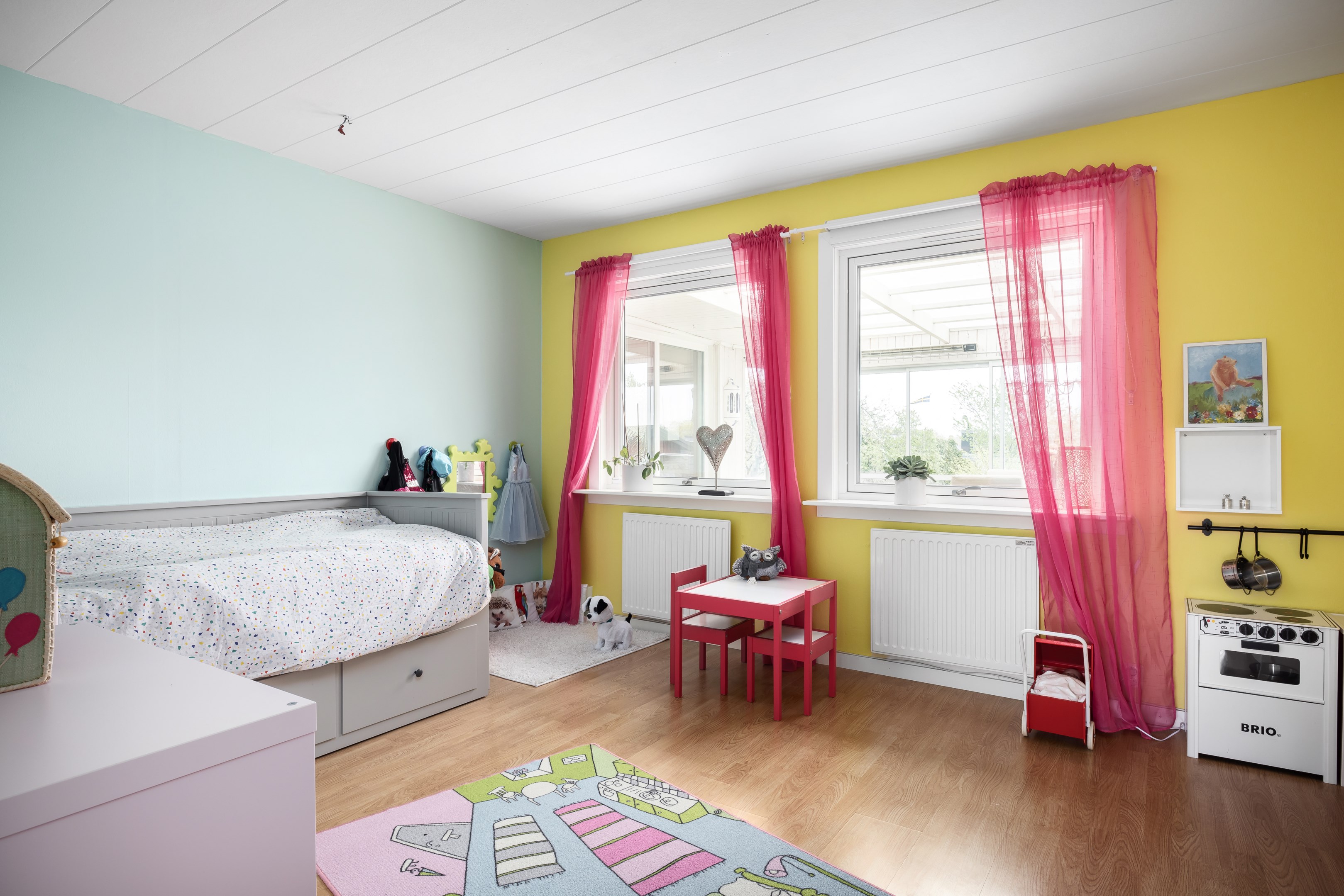 Bostadsbild från Ängsövägen 18, Såld i Krokhöjden, Nacka